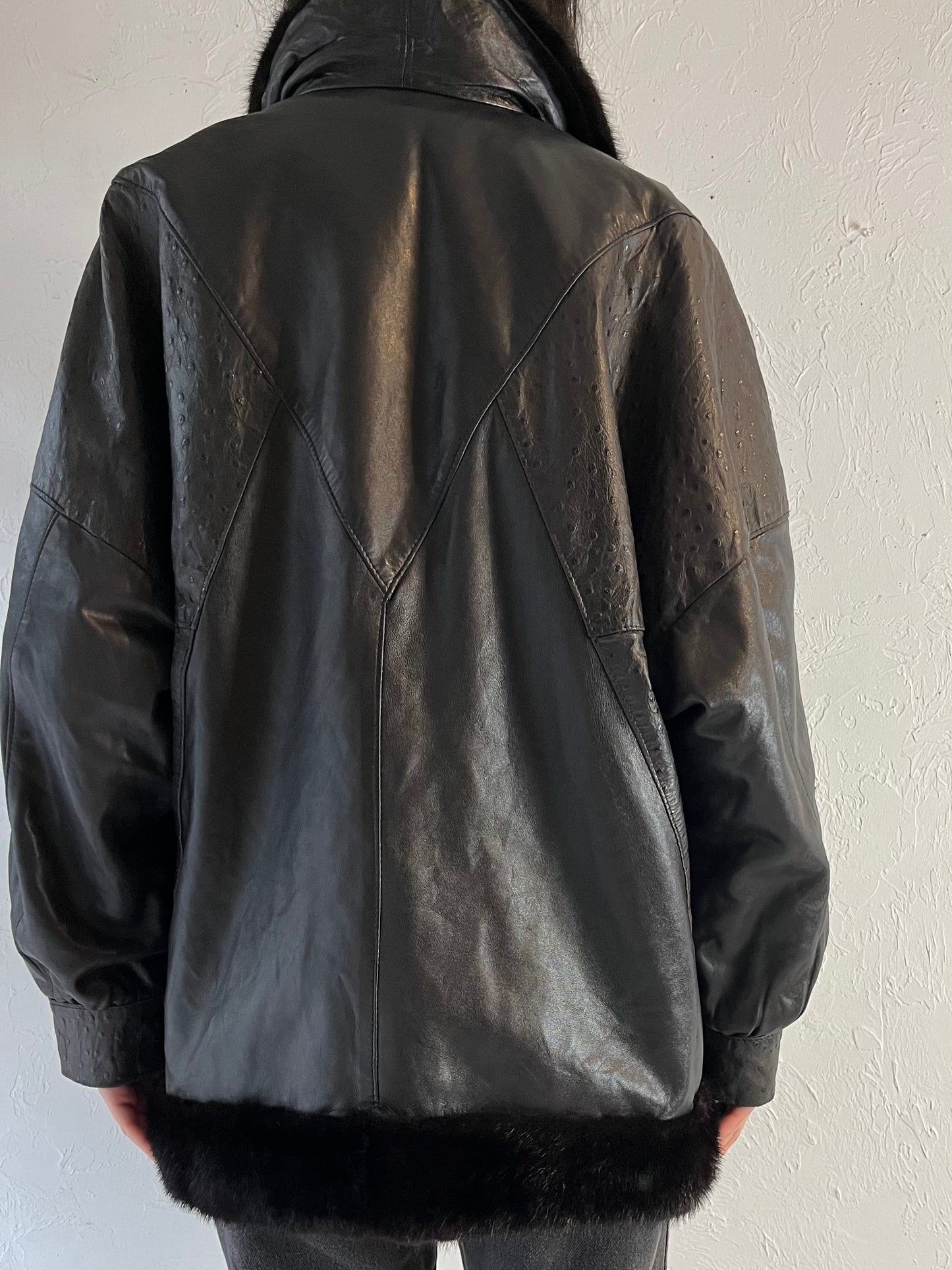 80s Black Leather Jacket / Medium