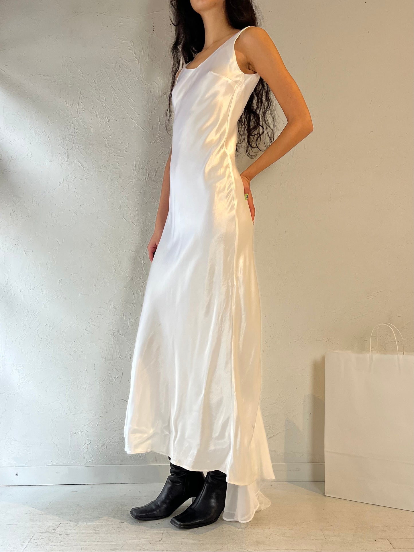 90s ‘Scarlet’ White Maxi Dress / Small