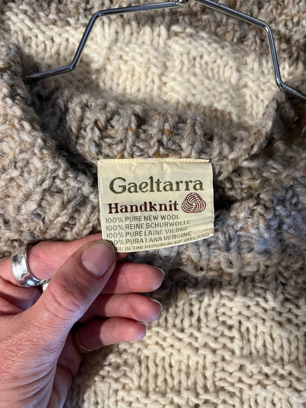 Vintage 'Gaeltarra' Hand Knit Wool Pullover Sweater / Medium