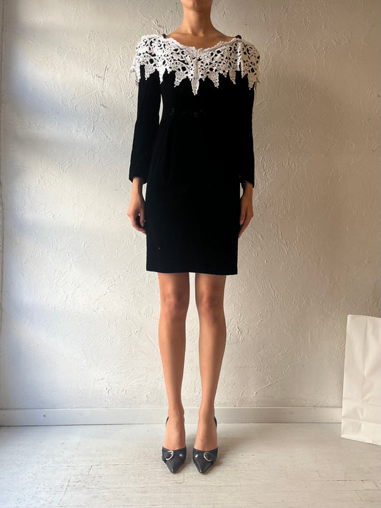 70s ‘Nu Mode’ Black Velvet Mini Dress / Small