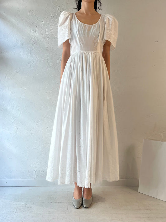 Vintage Handmade White Cotton Eyelet Dress / Small