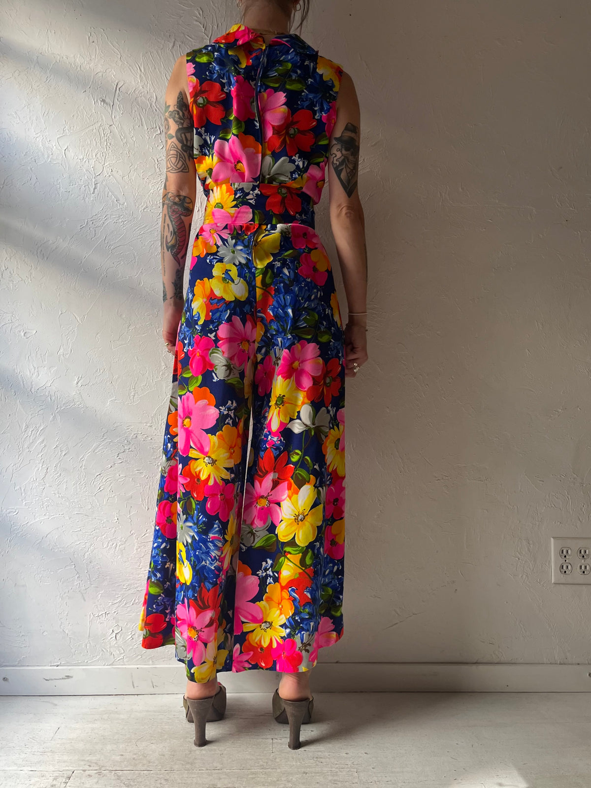70s Wide Leg Sleeveless Floral Jumpsuit / Small