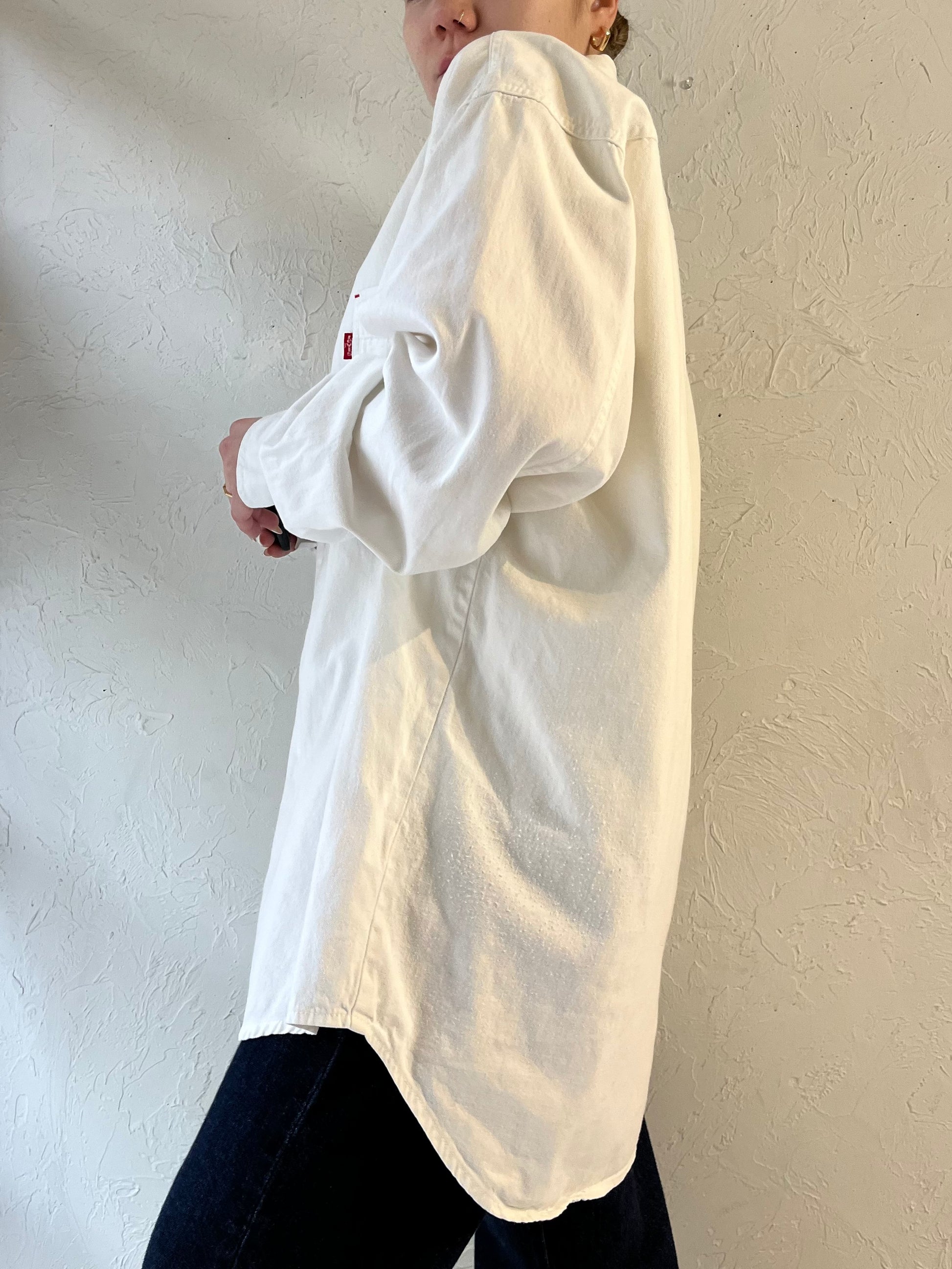 90s ‘Levi’s’ White Denim Shirt / Medium