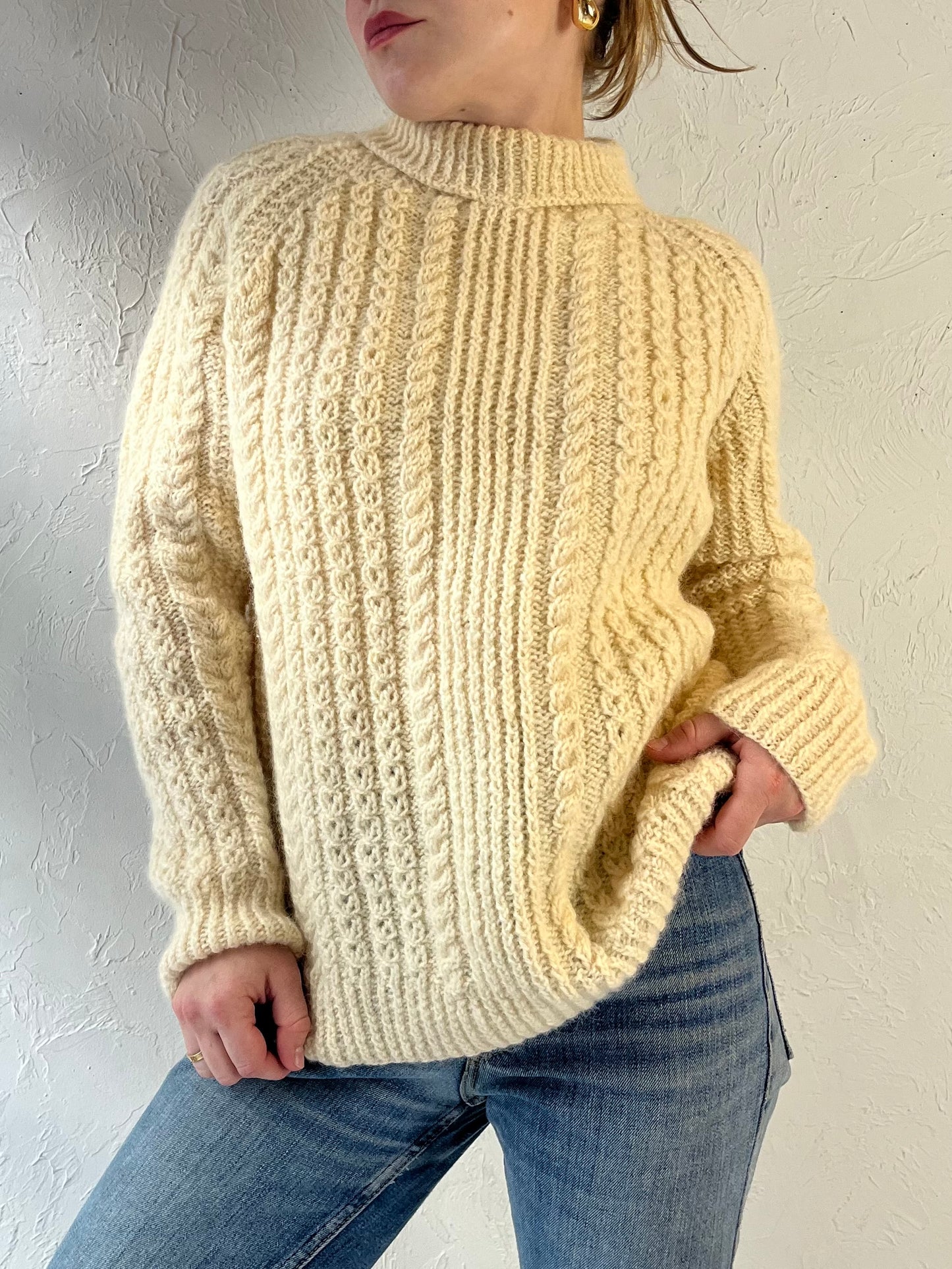 Vintage Hand Wool Knit Cream Cable Knit Sweater / Small - Medium