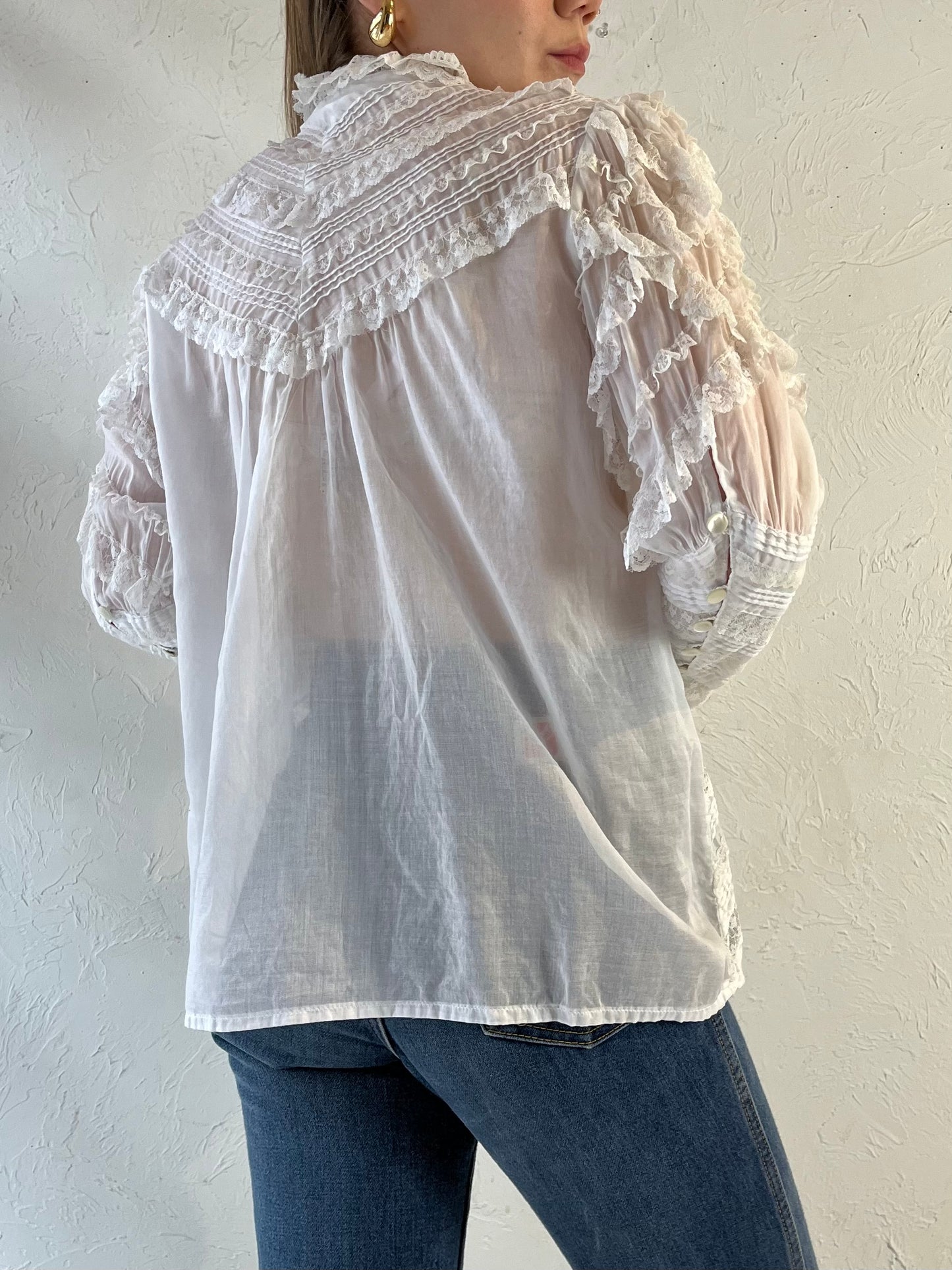 Vintage White Lace Long Sleeve Blouse / Small