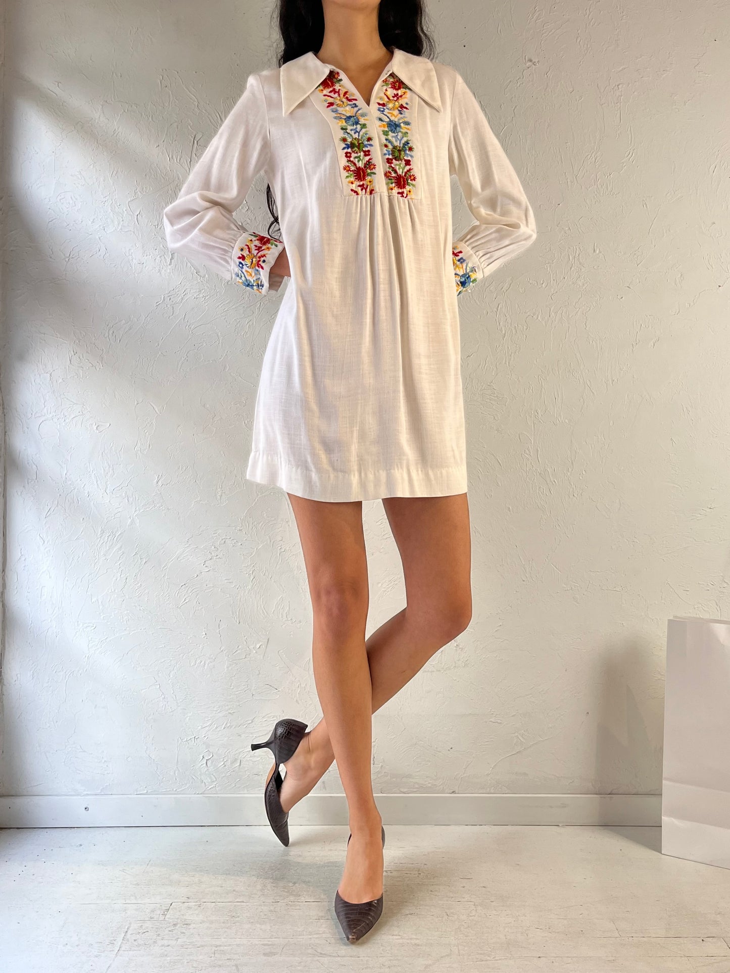 70s Embroidered Long Sleeve Mini Dress / Union Made / Small