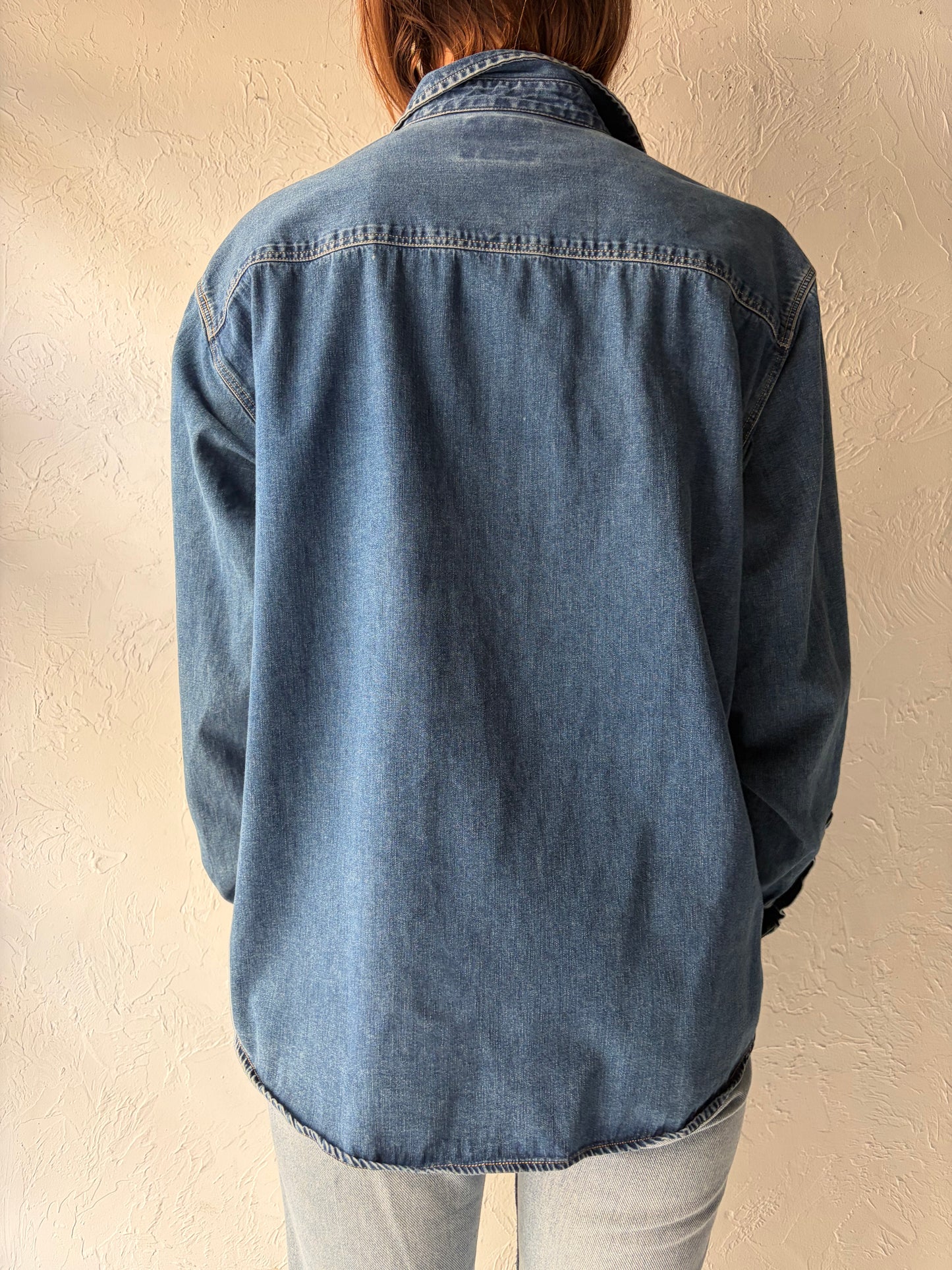 90s 'St. John's Bay' Blue Denim Minimalist Buttons Up Shirt / 1990s Classic Workwear Jean Shirt / Large