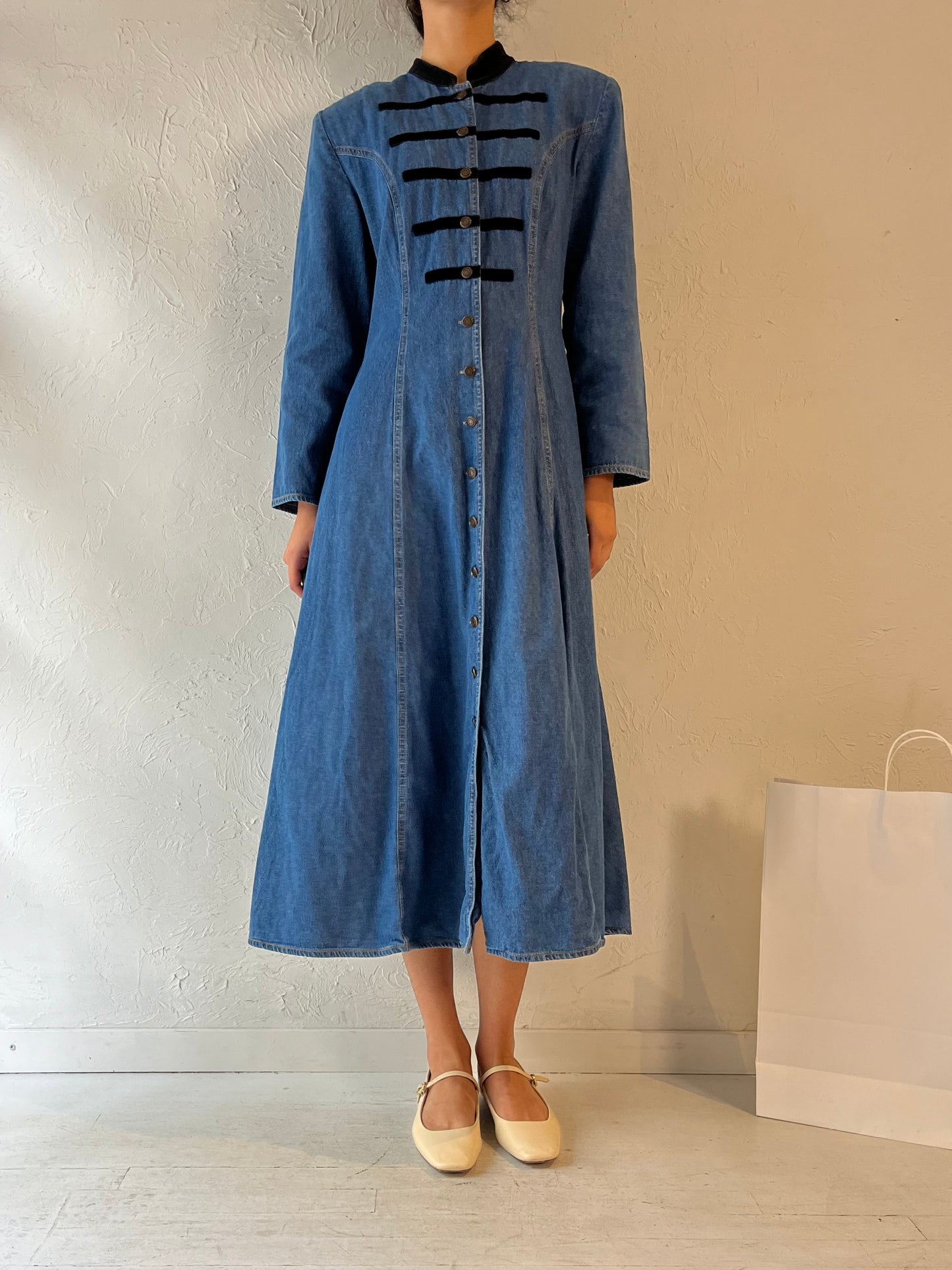 90s 'Sketches' Long Sleeve Denim Dress / Medium