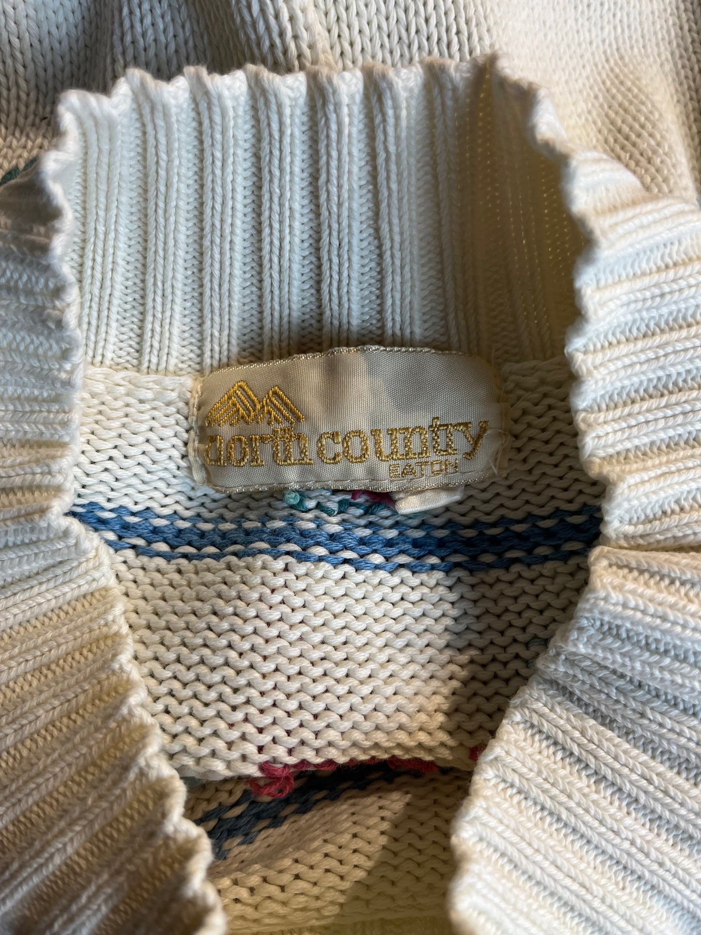 90s ‘North Country’ Floral Knit Sweater / Medium