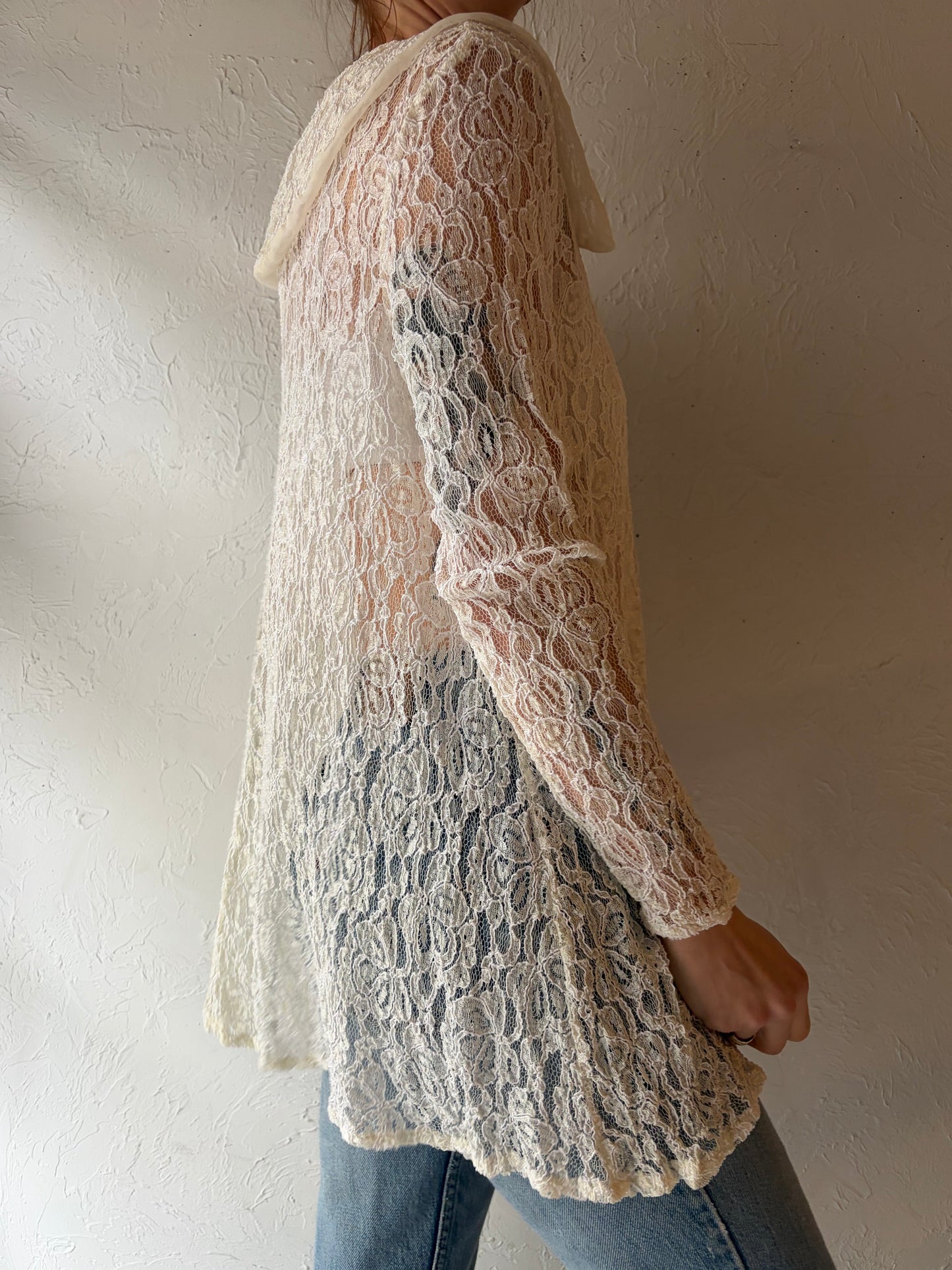 90s 'Ashley Brook' White Lace Top / Small - Medium