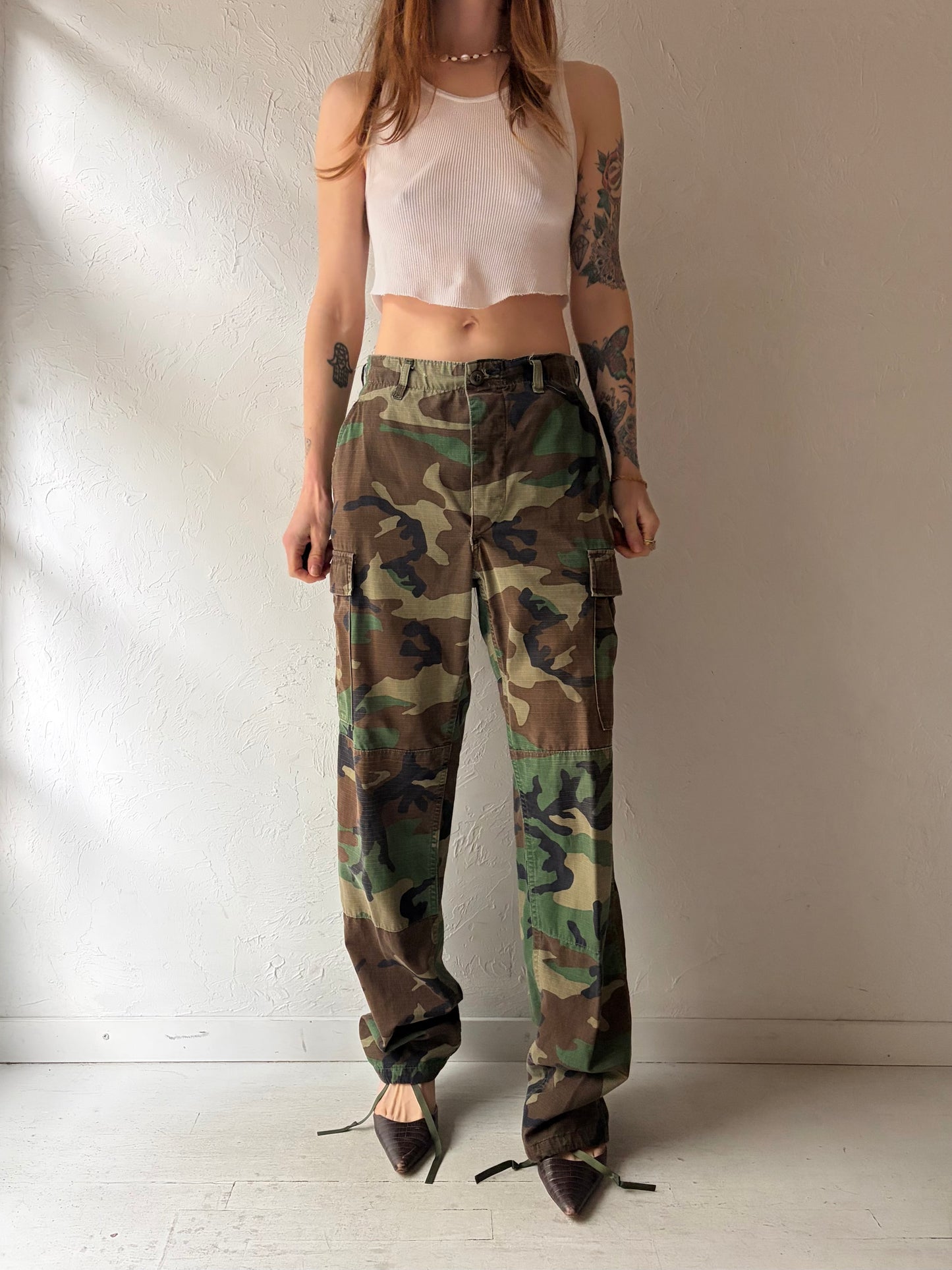 Vintage Authentic Army Cargo Camouflage Pants / Small