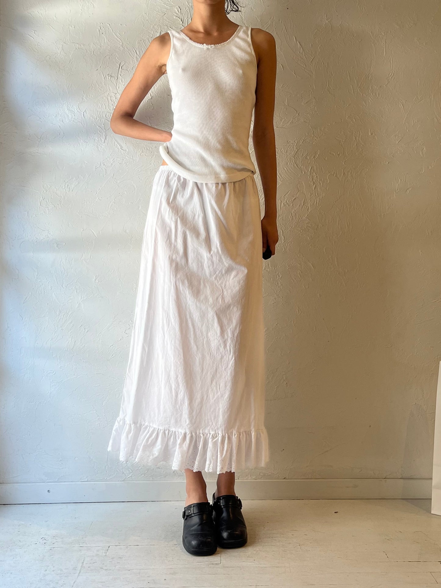 90s ‘Bay Club’ White Cotton Maxi Skirt / Medium