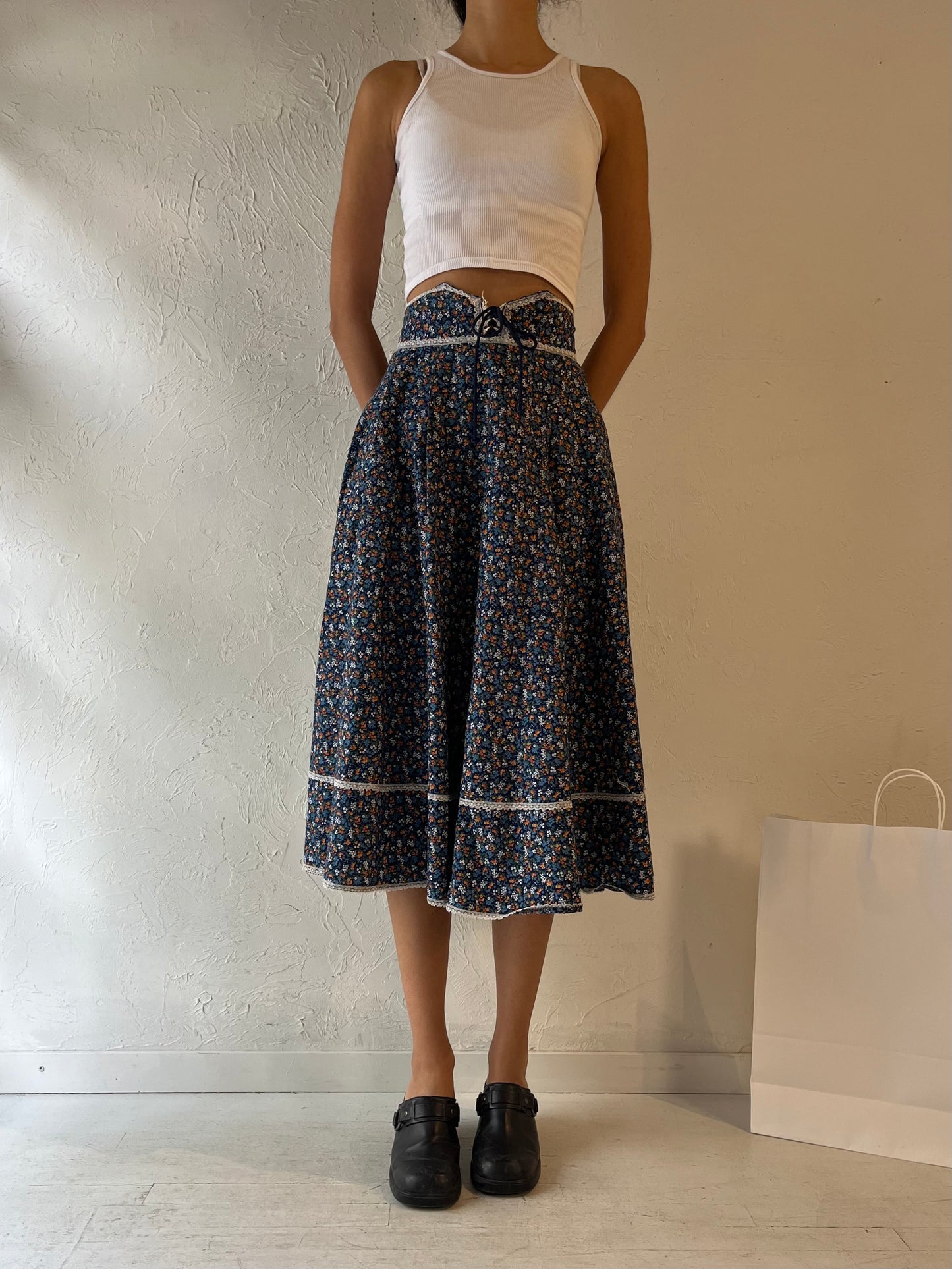 Vintage 'Glensport' Blue Floral Peasant Skirt / XS