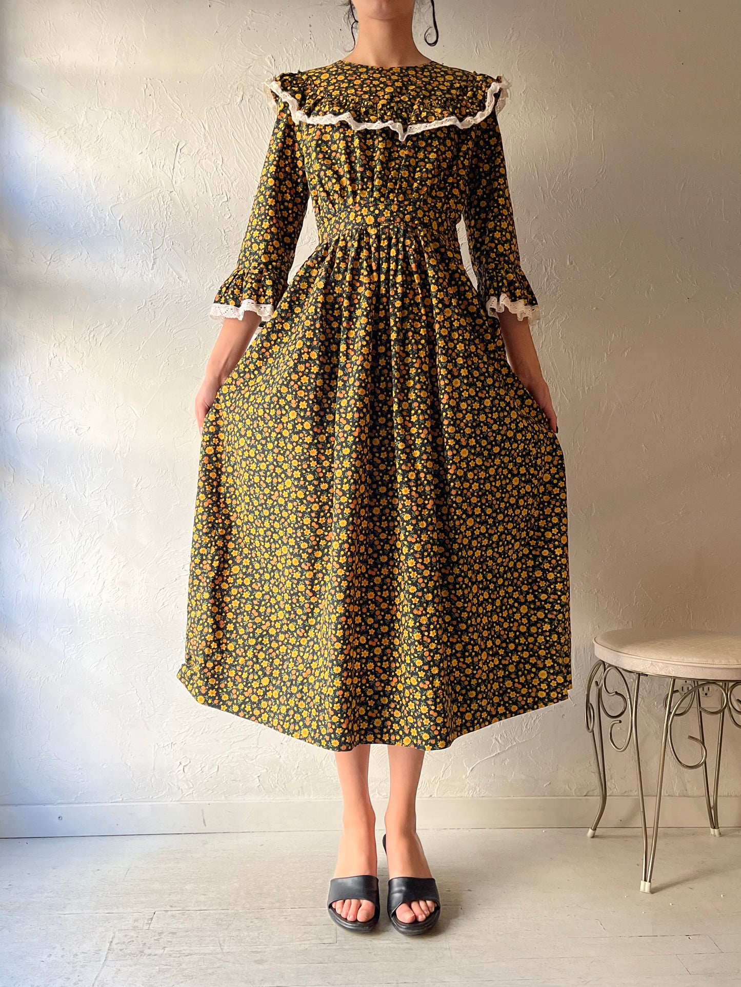 Vintage Handmade Floral Peasant Midi Dress / Small