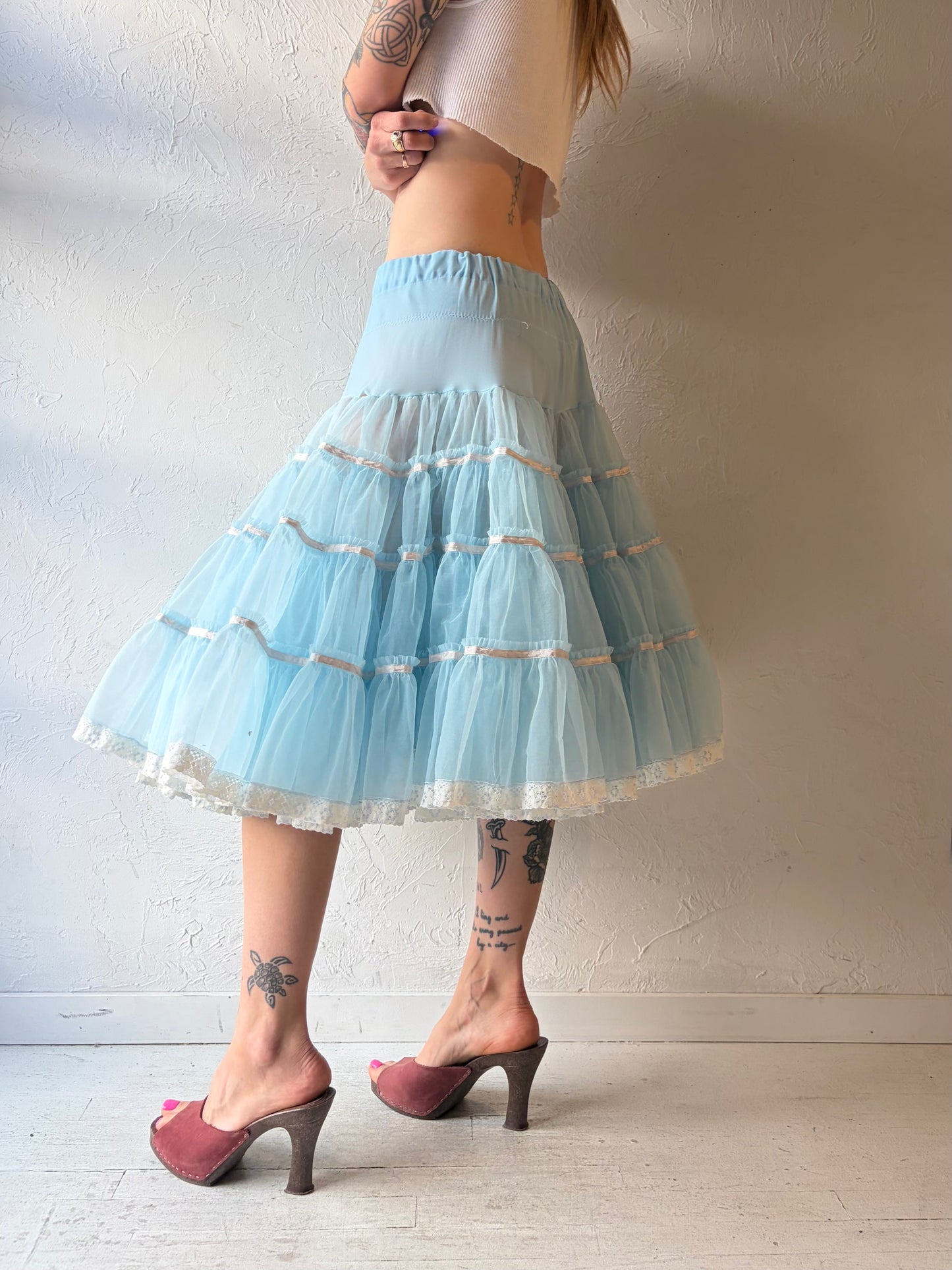 Vintage 'Sams' Blue Tiered Mesh Petticoat Skirt  / Large