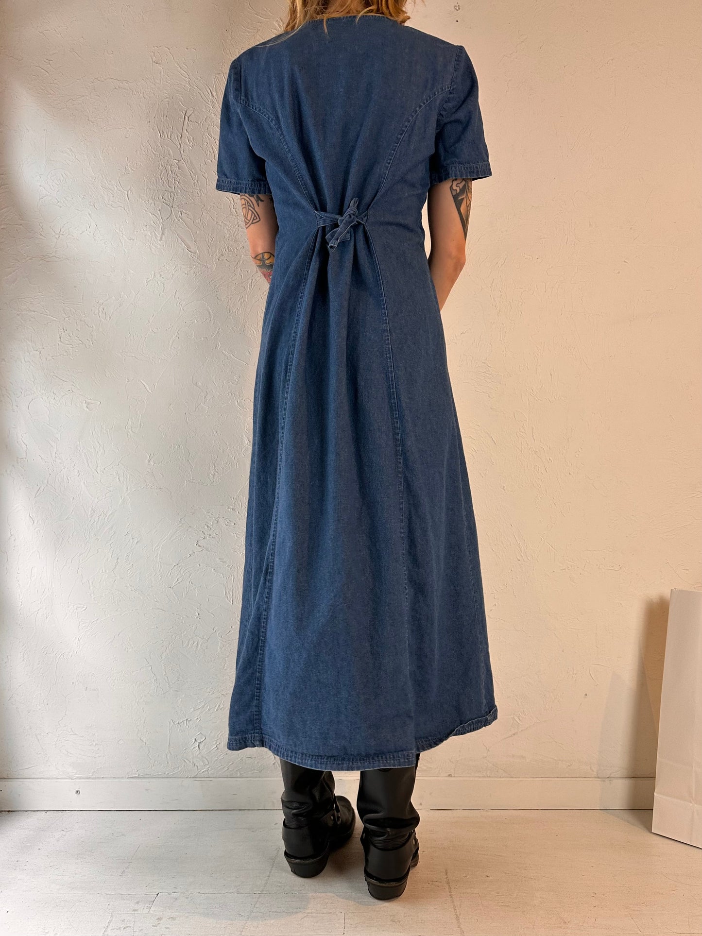 90s Button Up Embroidered Denim Dress / Small