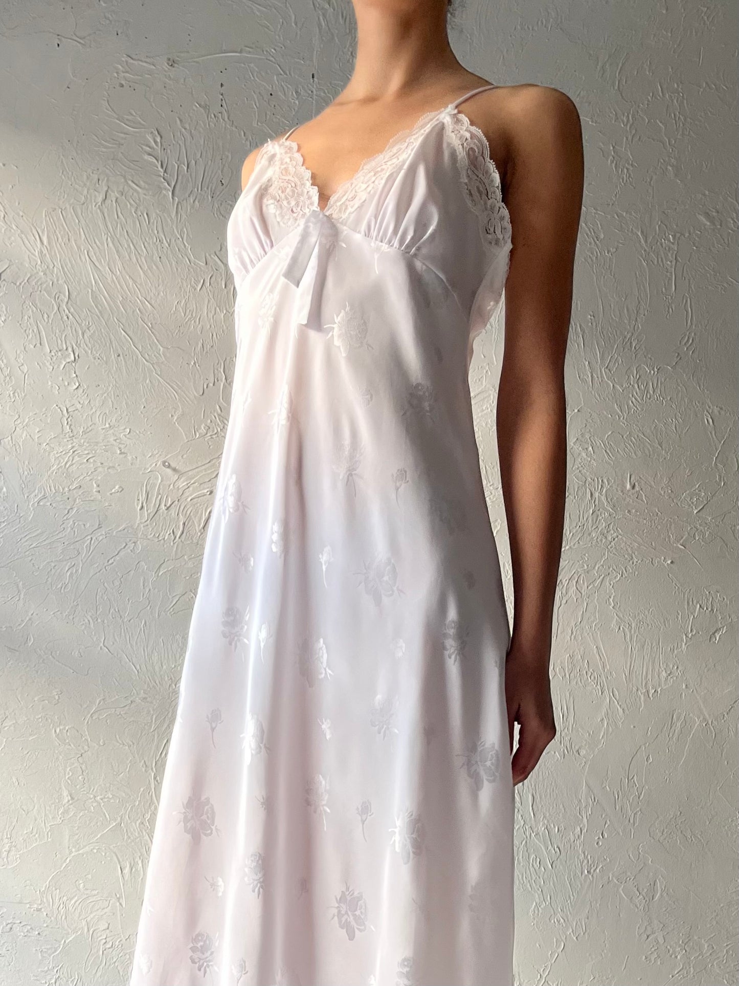 90s 'Linda La Vie En Rose' White Romantic Slip Dress / Large