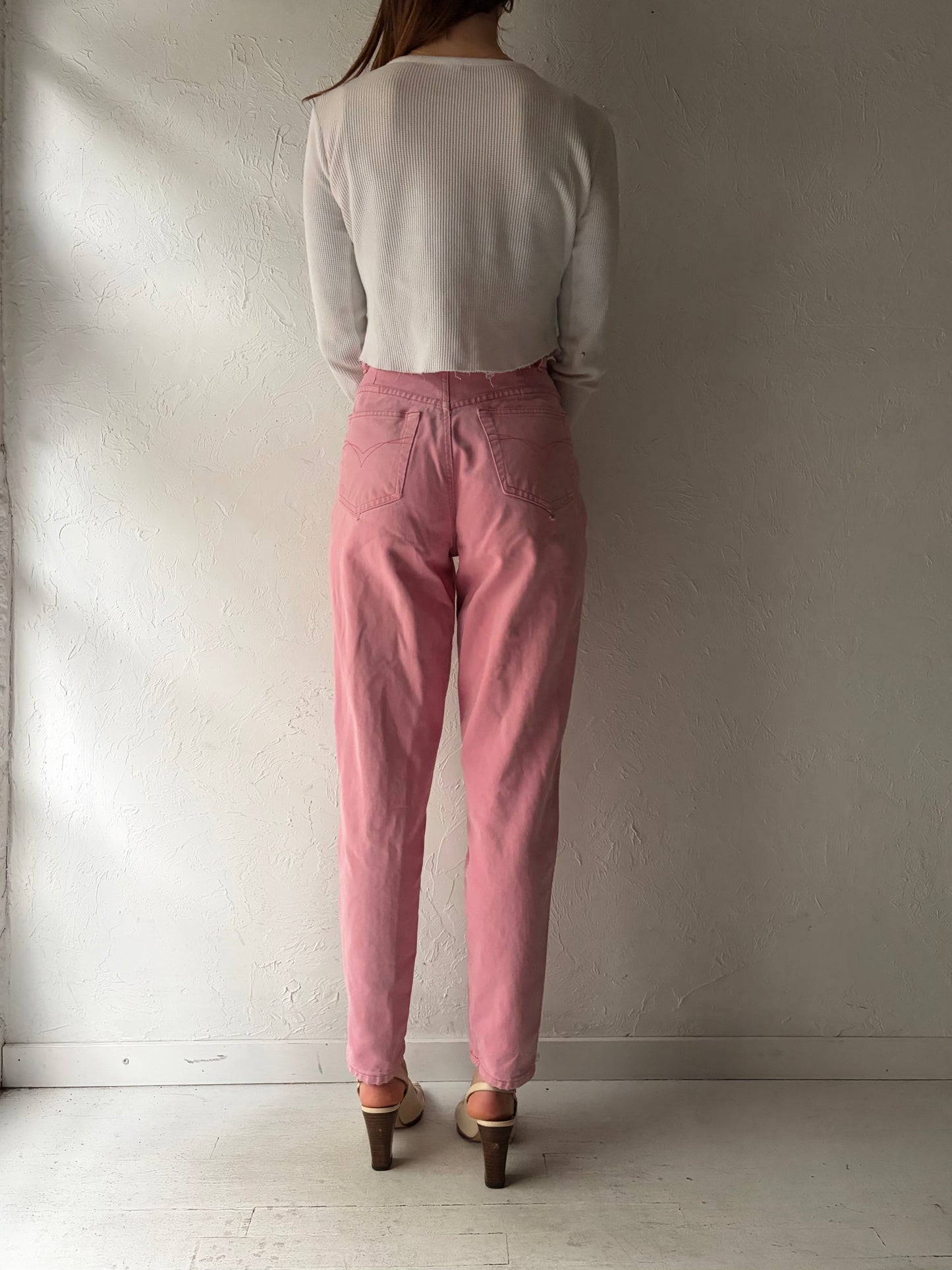 90s 'Lady Footlocker' Vintage Pink Mom Jeans / XS