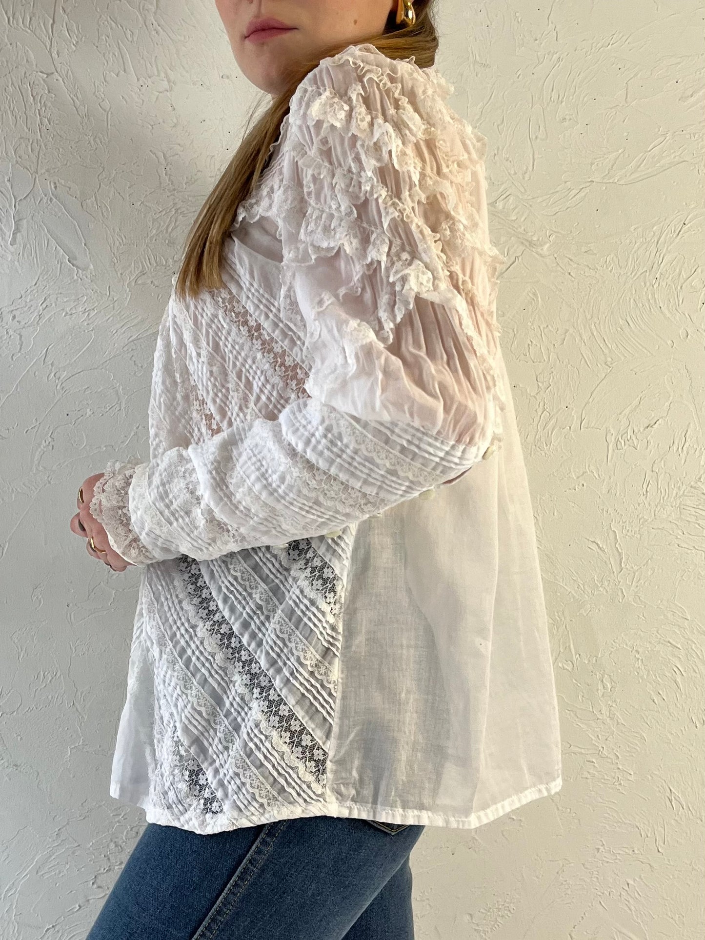 Vintage White Lace Long Sleeve Blouse / Small