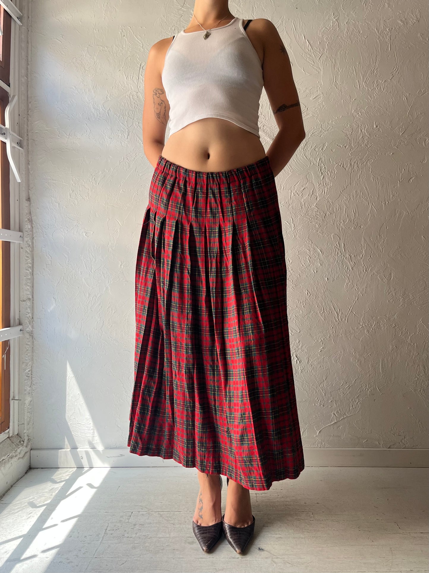 80s 'Marisa Christina' Red Plaid Pleated Preppy Academia Midi Skirt / Medium
