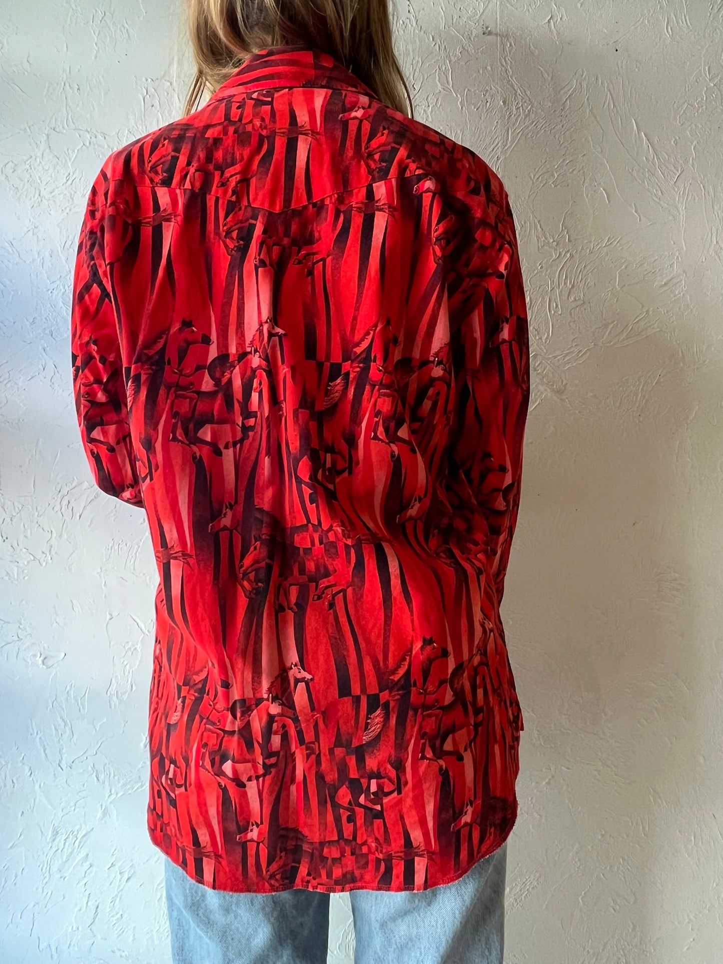 90s ‘Wrangler’ Abstract Horse Print Red Pearl Snap Shirt / Medium