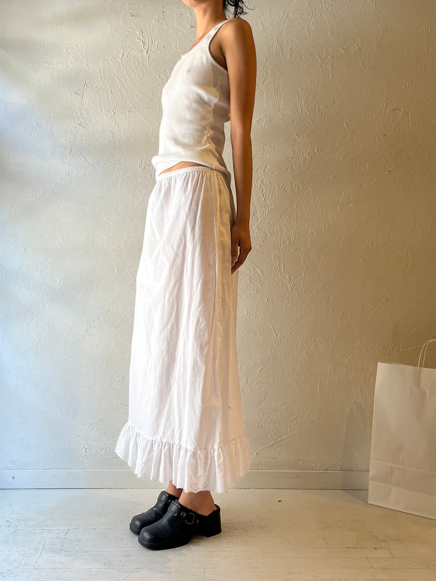90s ‘Bay Club’ White Cotton Maxi Skirt / Medium