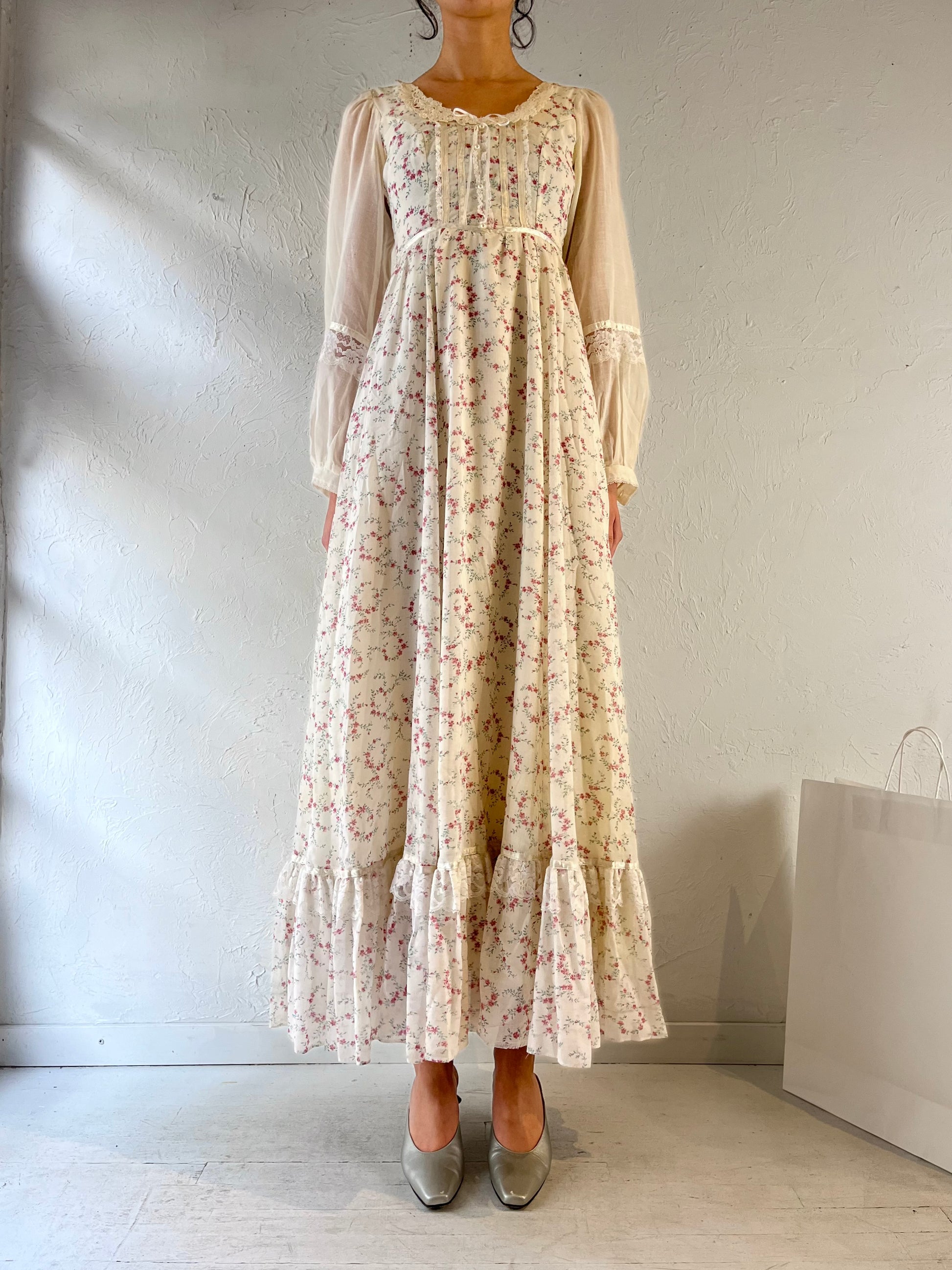 70s ‘Gunne Sax’ Cream Floral Peasant Maxi Dress / Small