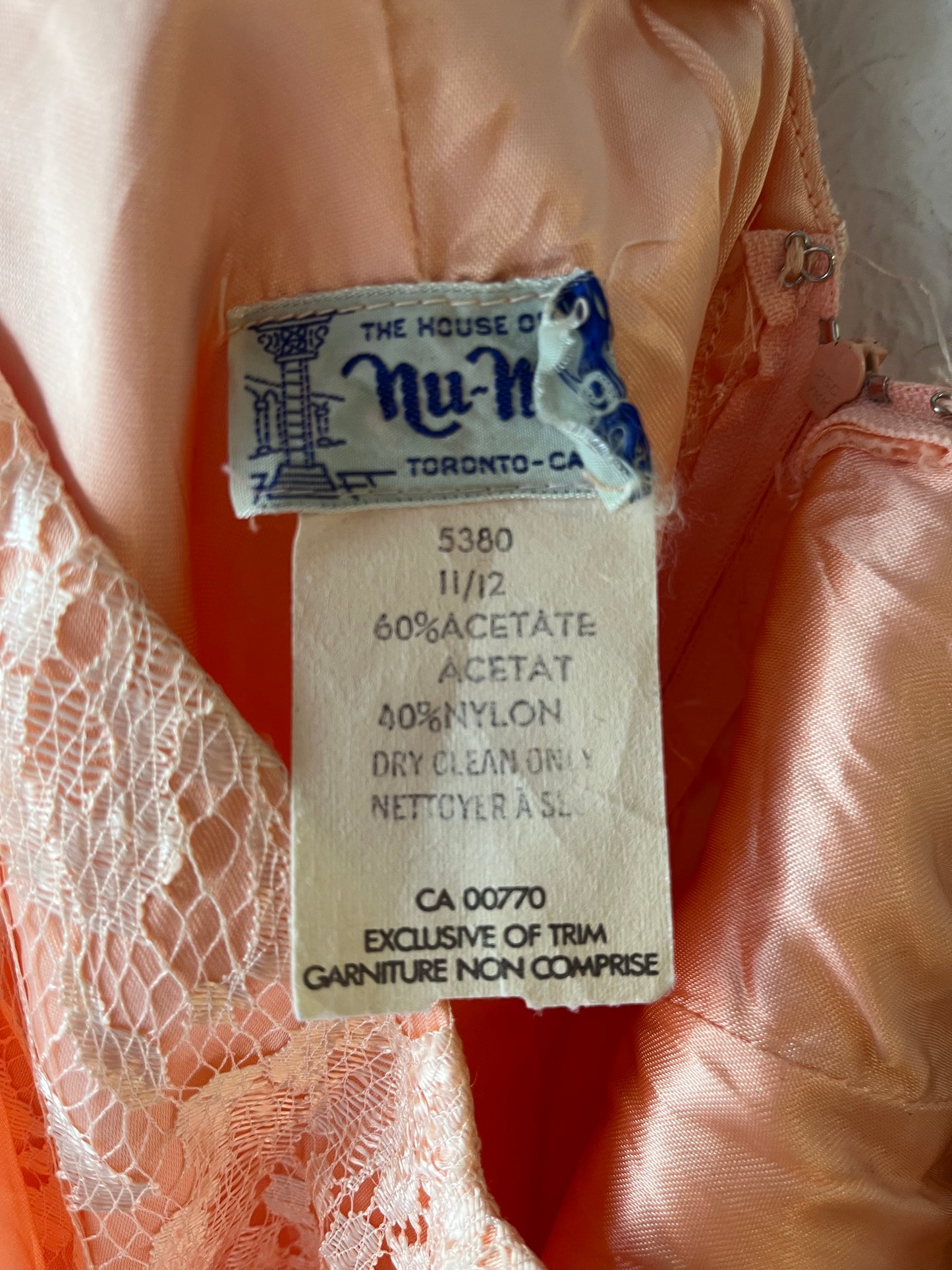 80s 'Nu-Mode' Pink Retro Romanic Lace Formal Midi Dress / Medium