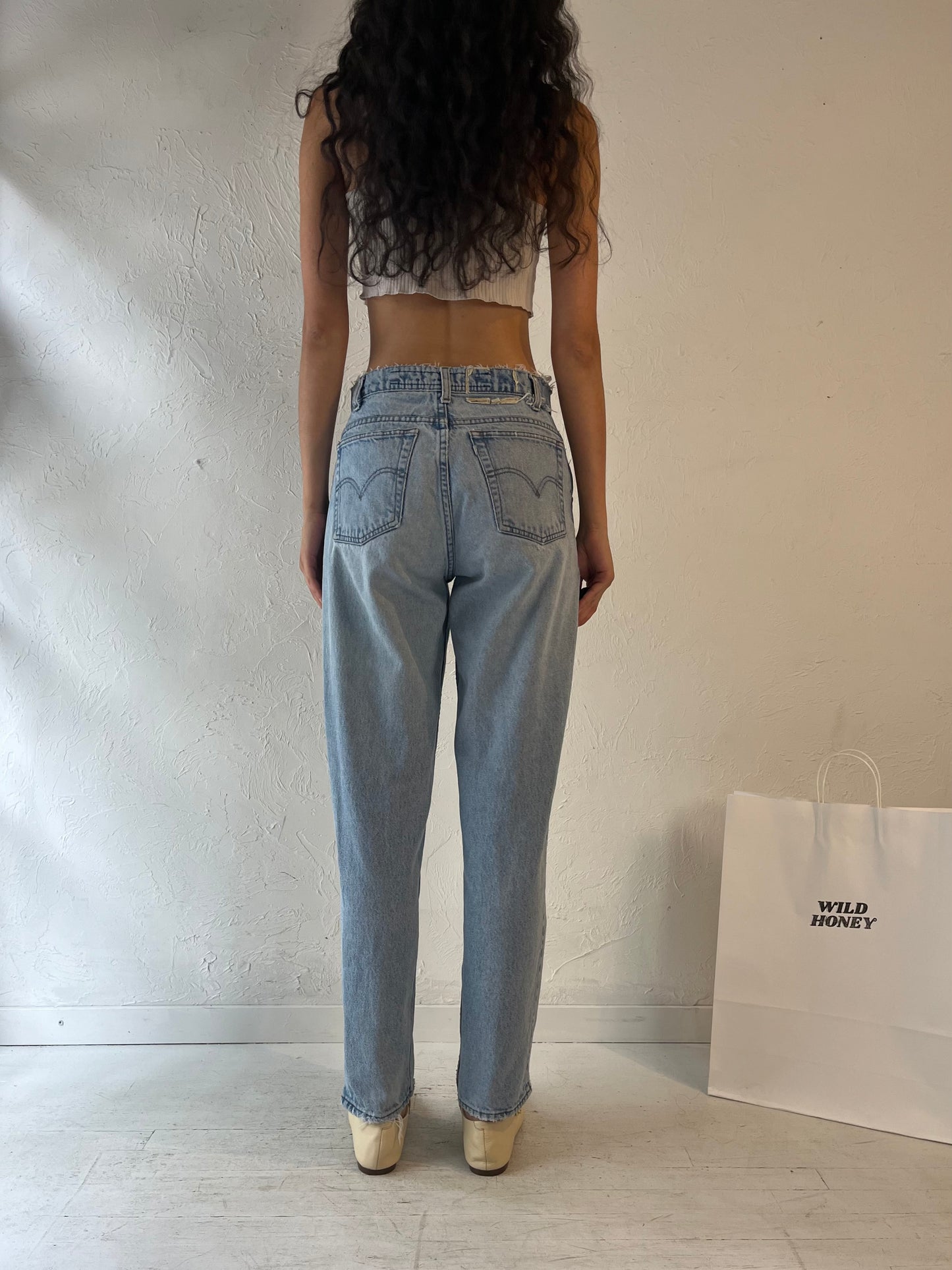 90s 'Levis' Silver Tab Loose Jeans / 28