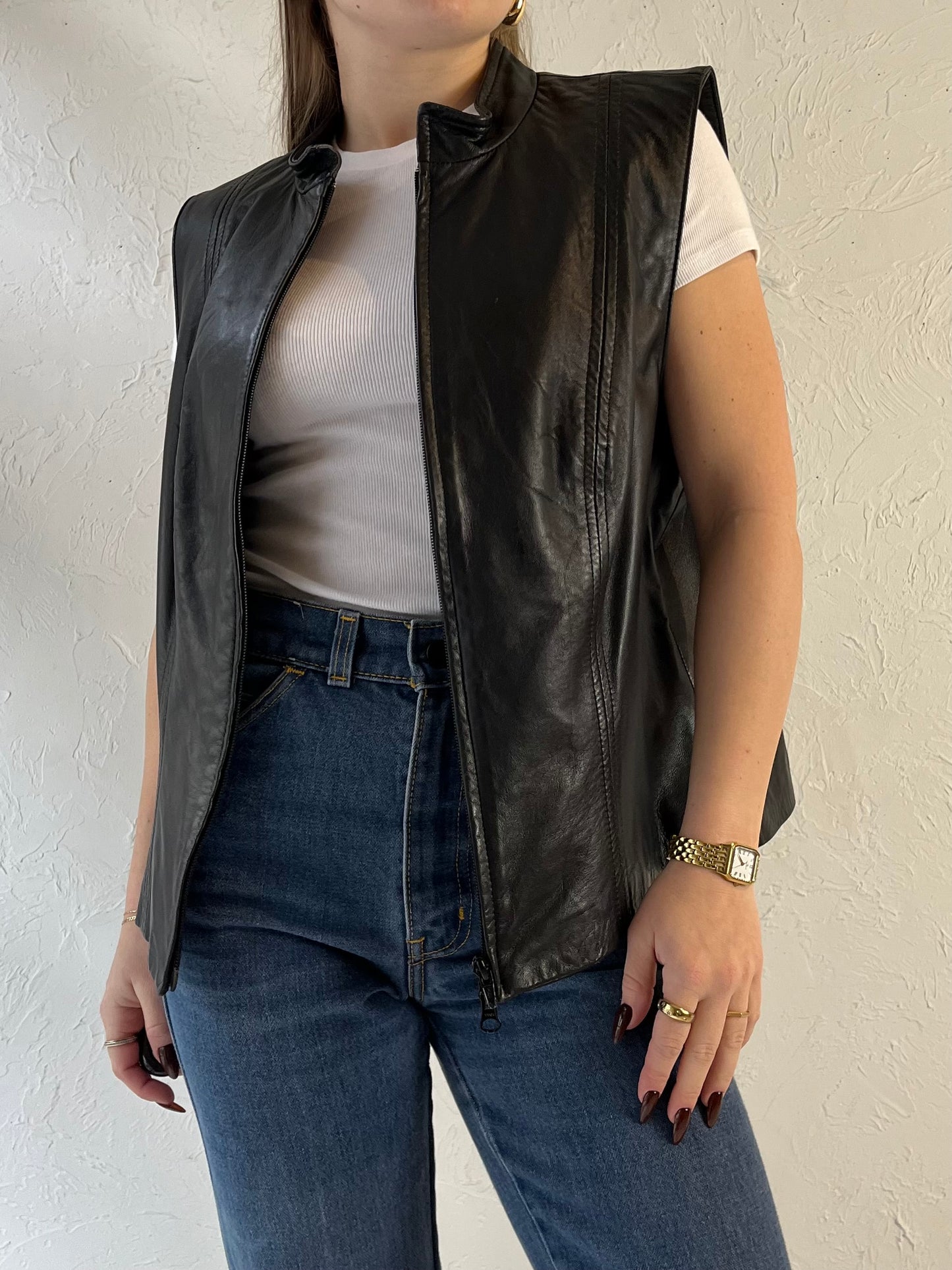 90s ‘Danier’ Black Leather Vest / Large