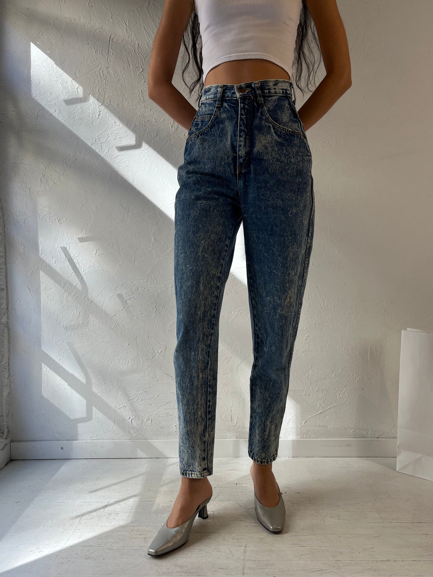 90s 'Hollywood Era' High Waisted Acid Wash Skinny Jeans / 25