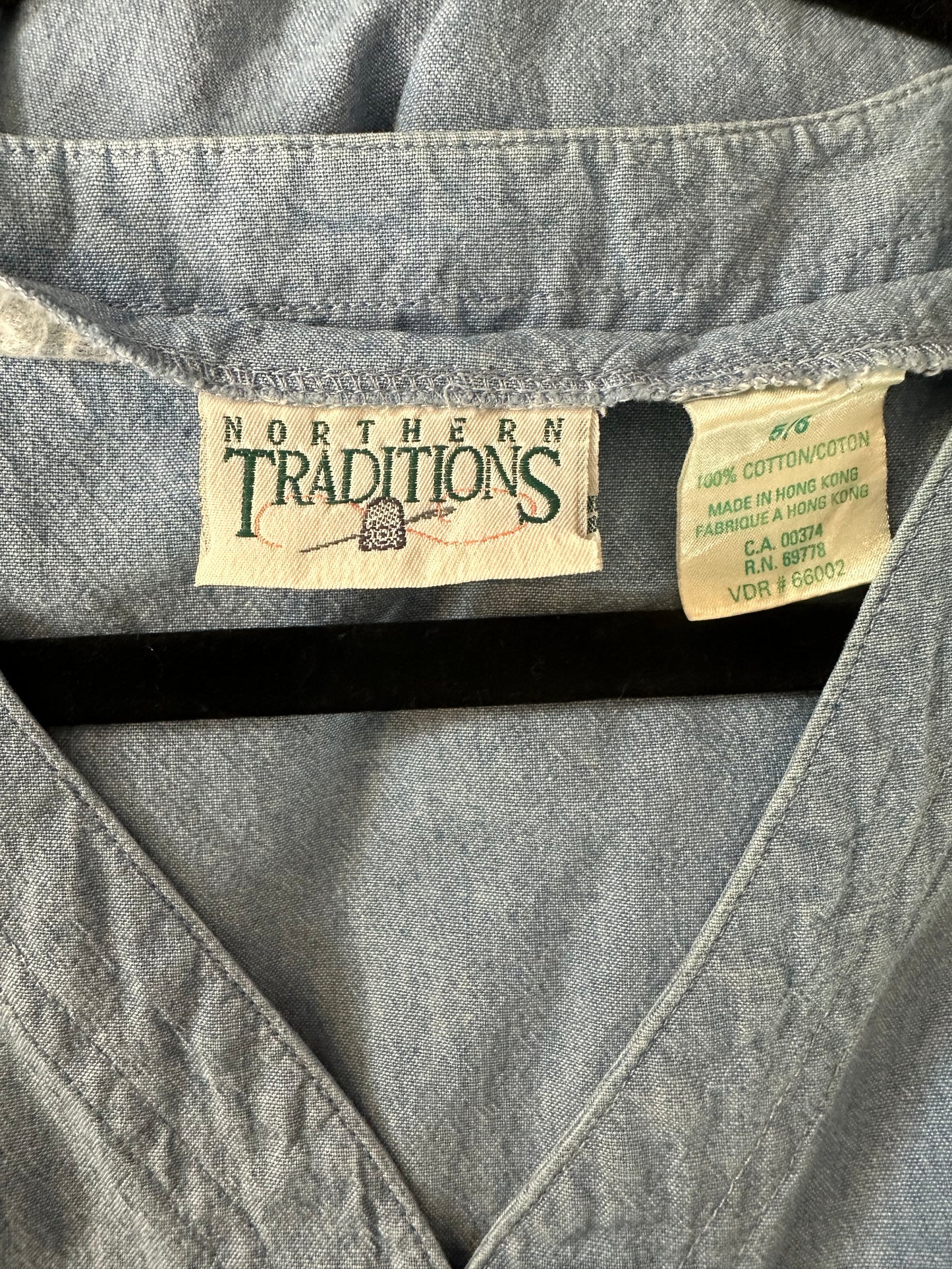 90s 'Northern Traditions' Button Up Denim Dress / Medium