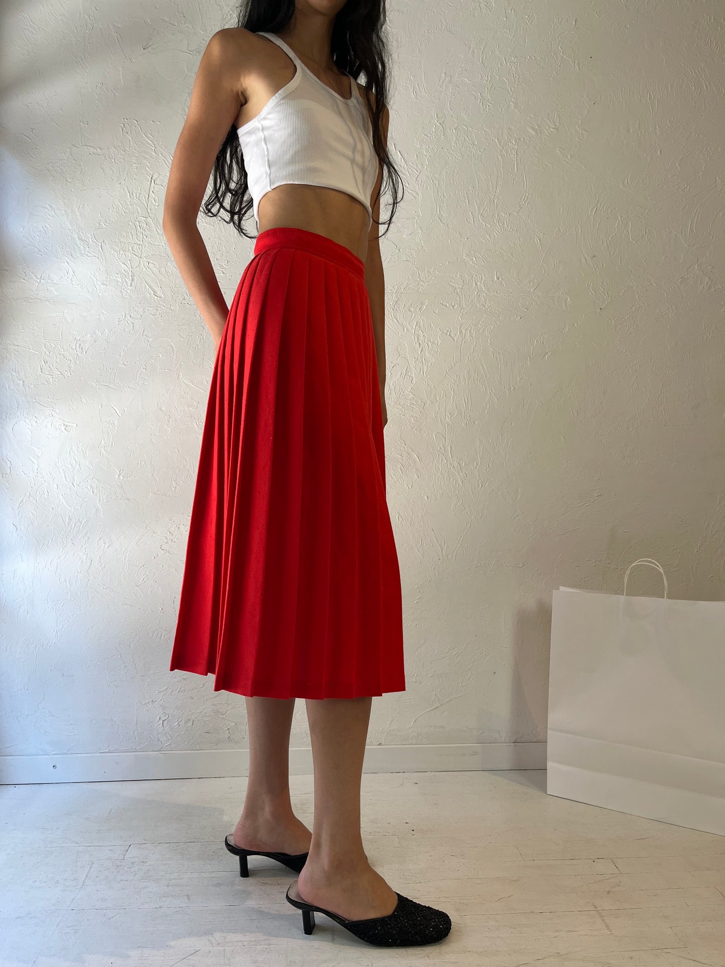 90s 'Fashion Spirit' Red Pleated Skirt / Small