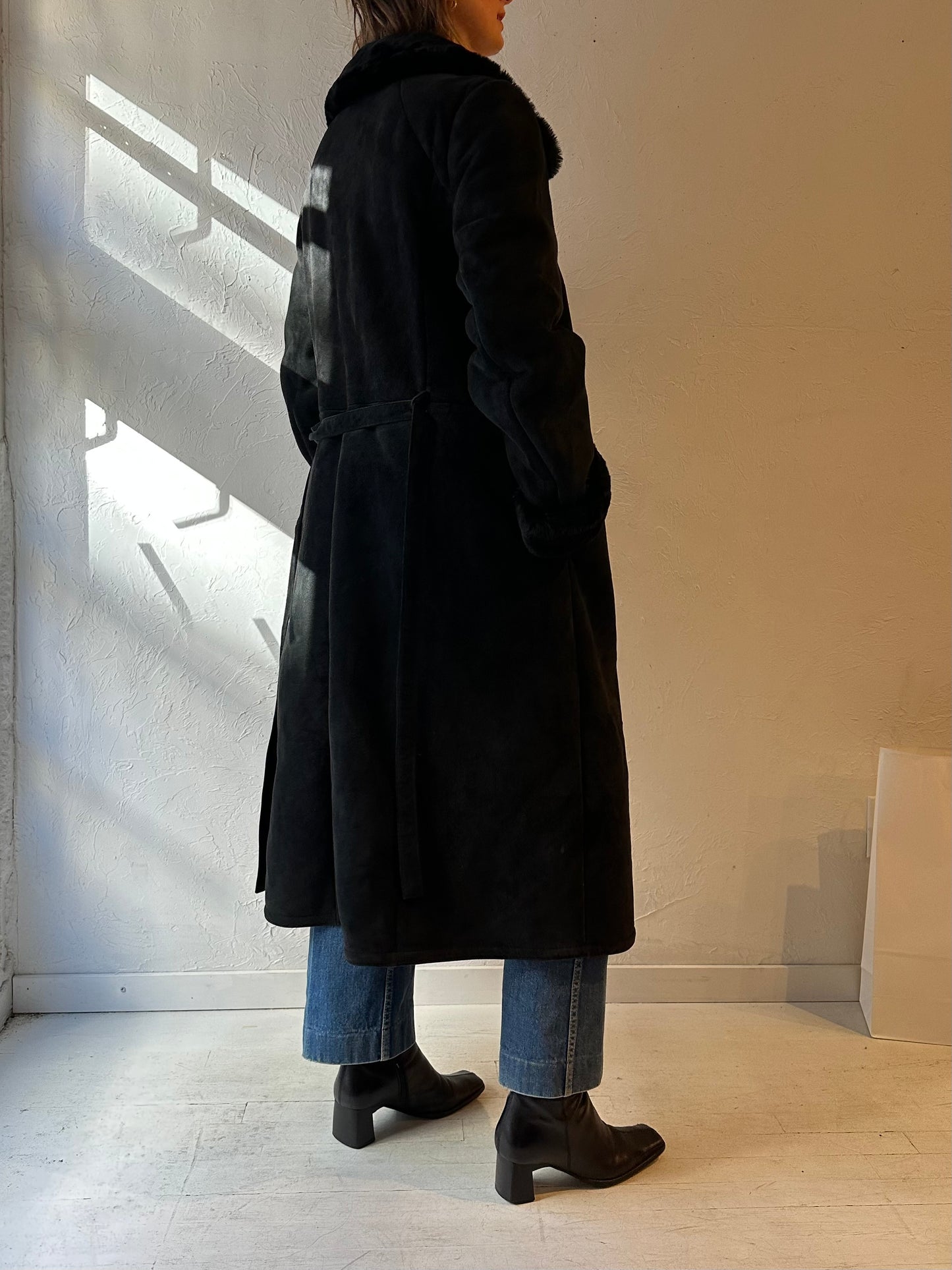 90s Black Suede Coat w/ Faux fur Lining / Medium