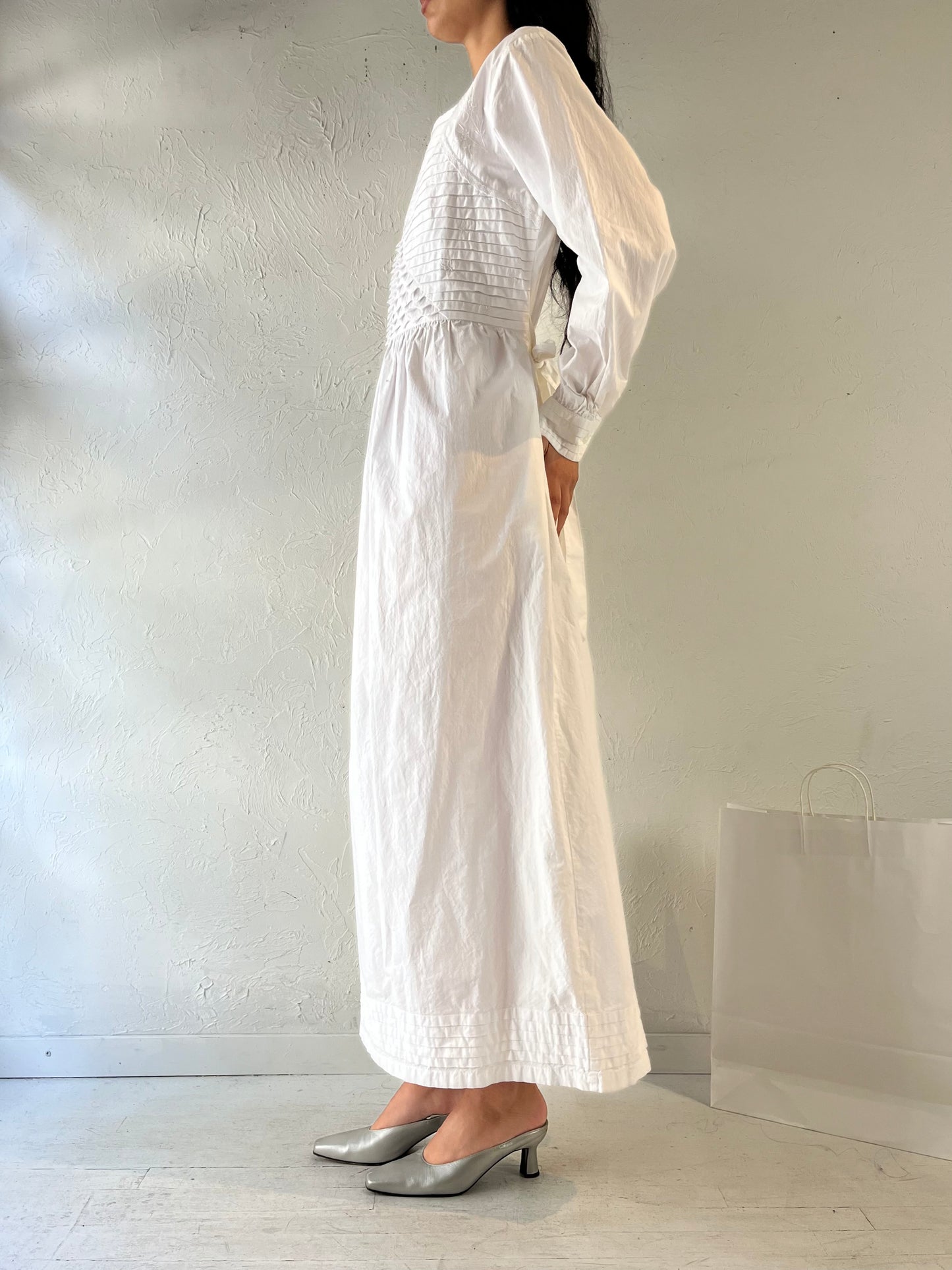 90s ‘Dressed in White’ Long Sleeve Cotton Dress / XL