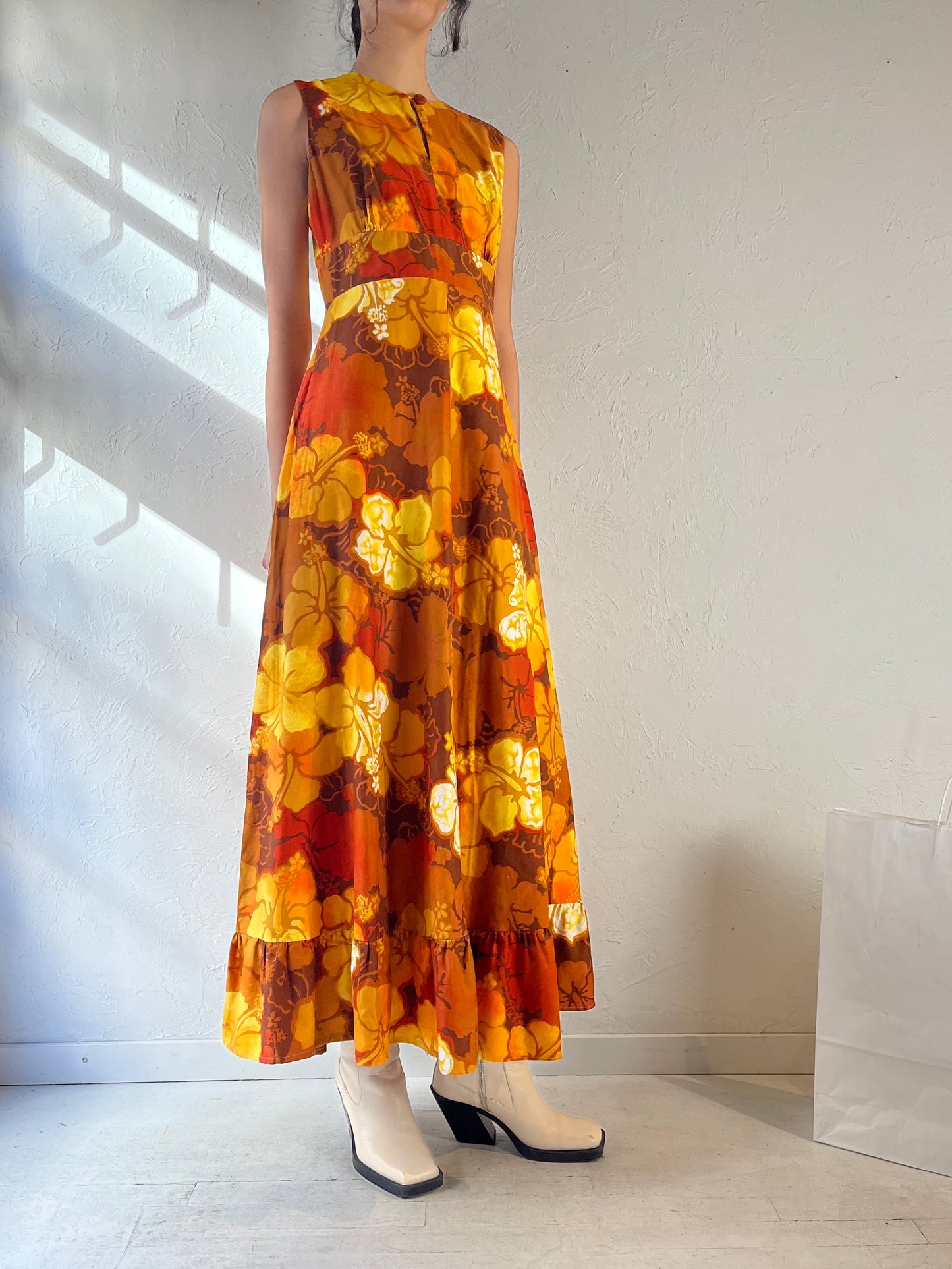 70s Yellow Orange Tropical Print Sleeveless Key Hole Maxi Dress / Small