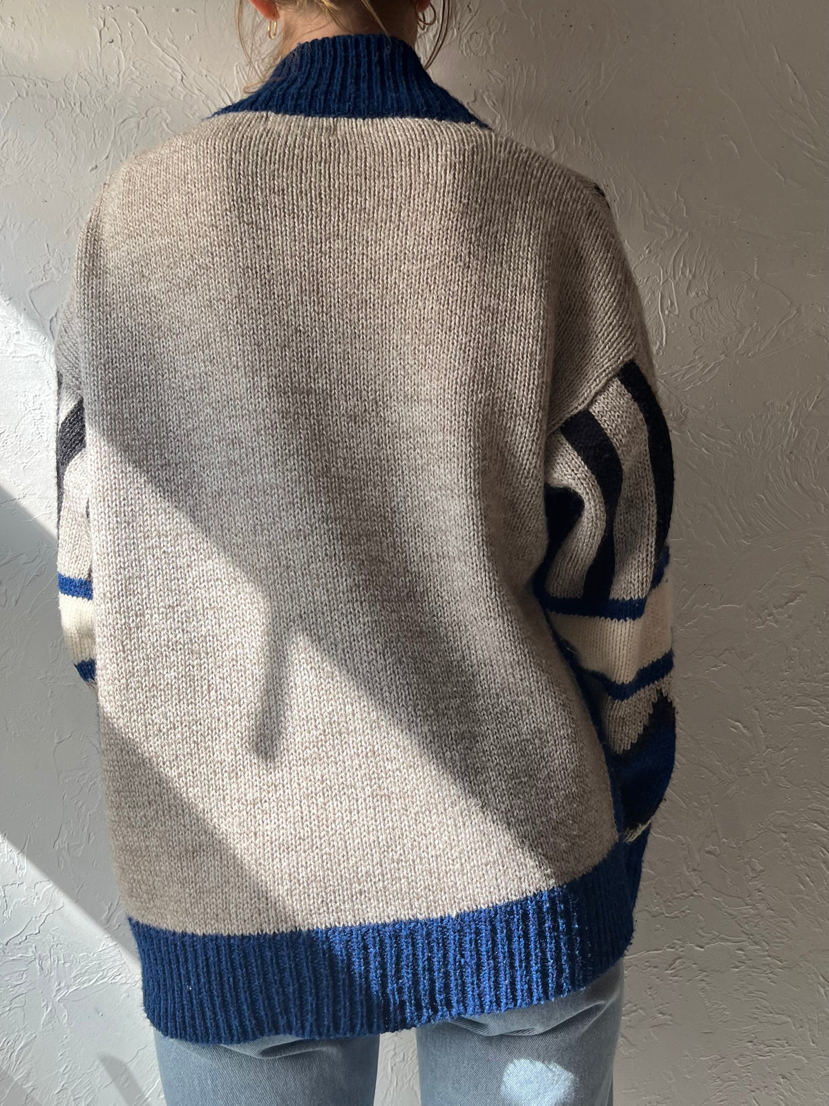80s ‘Surrey Classics’ Blue & Grey Geometric Cottagecore Grandpacore Cardigan Sweater / Small