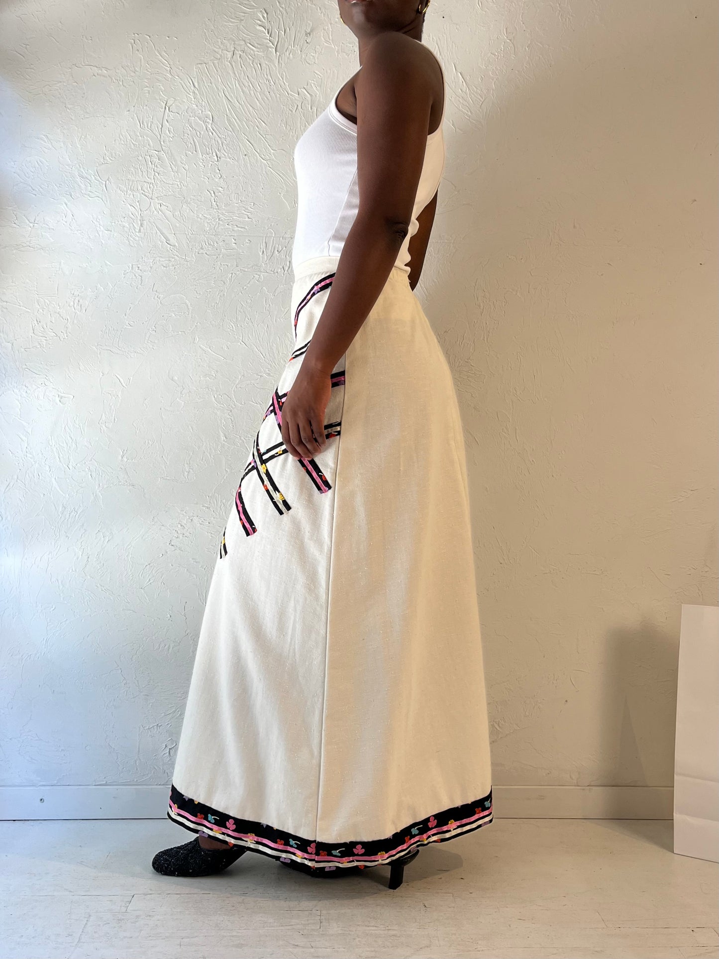 70s 'Chessa Davis' White Maxi Skirt / Medium