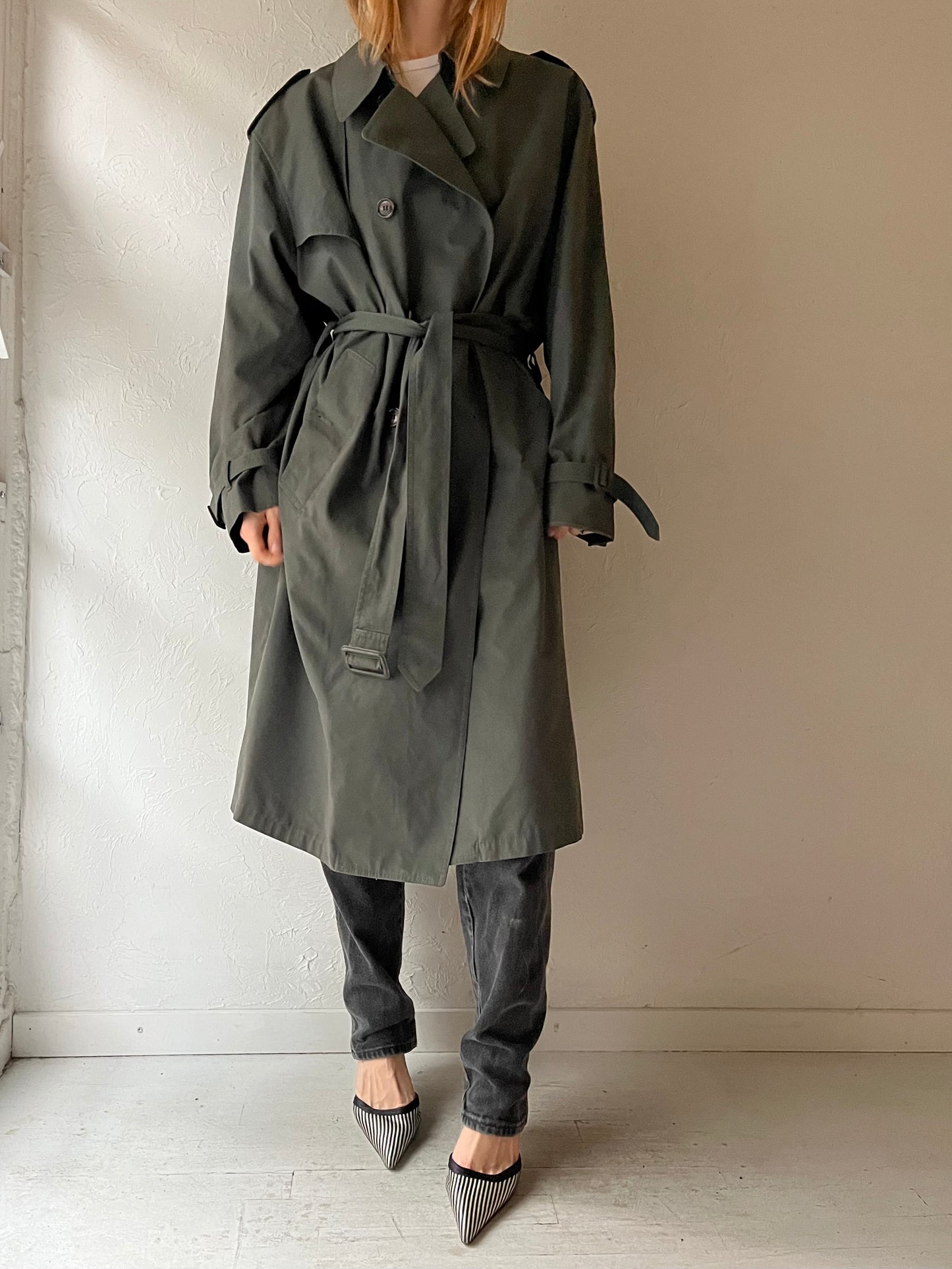 Vintage Trench Coat / Large