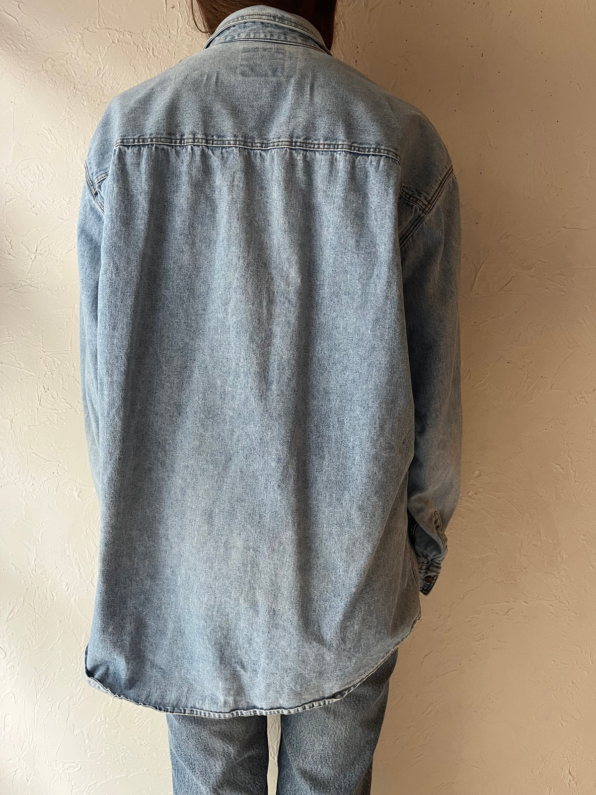 90s 'Levis' Denim Button Up Shirt / Large
