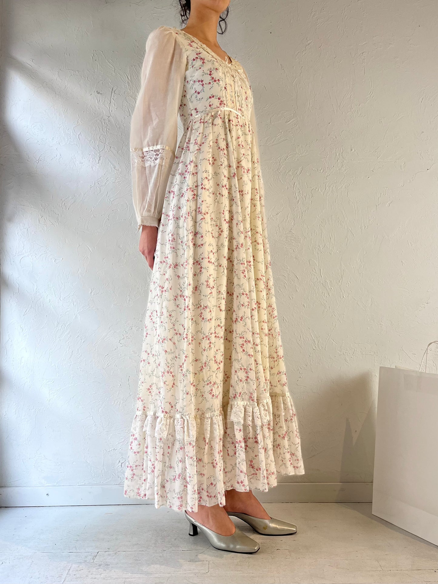 70s ‘Gunne Sax’ Cream Floral Peasant Maxi Dress / Small