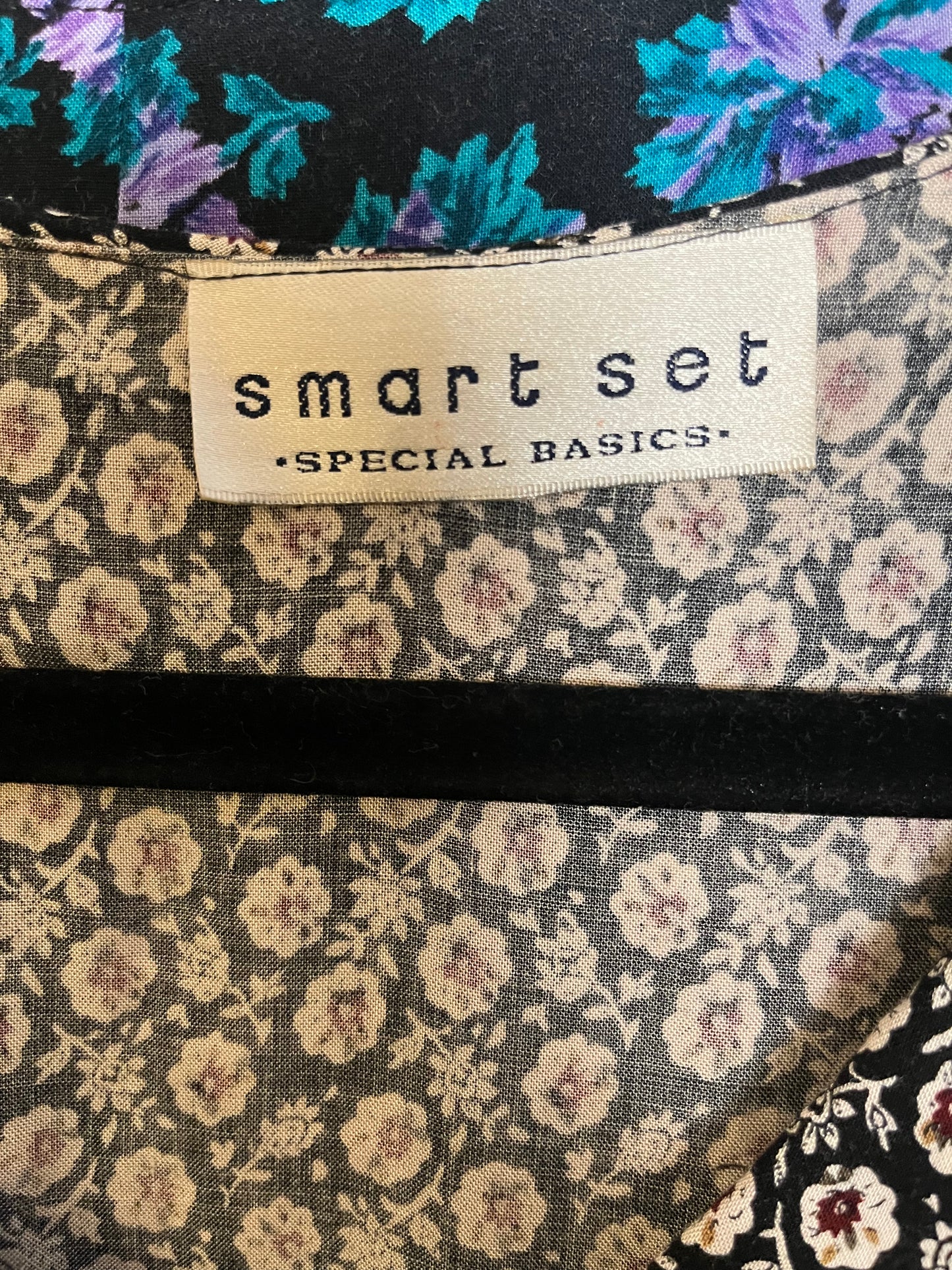 90s ‘Smart Set’ Long Sleeve Floral Mini Dress / Small