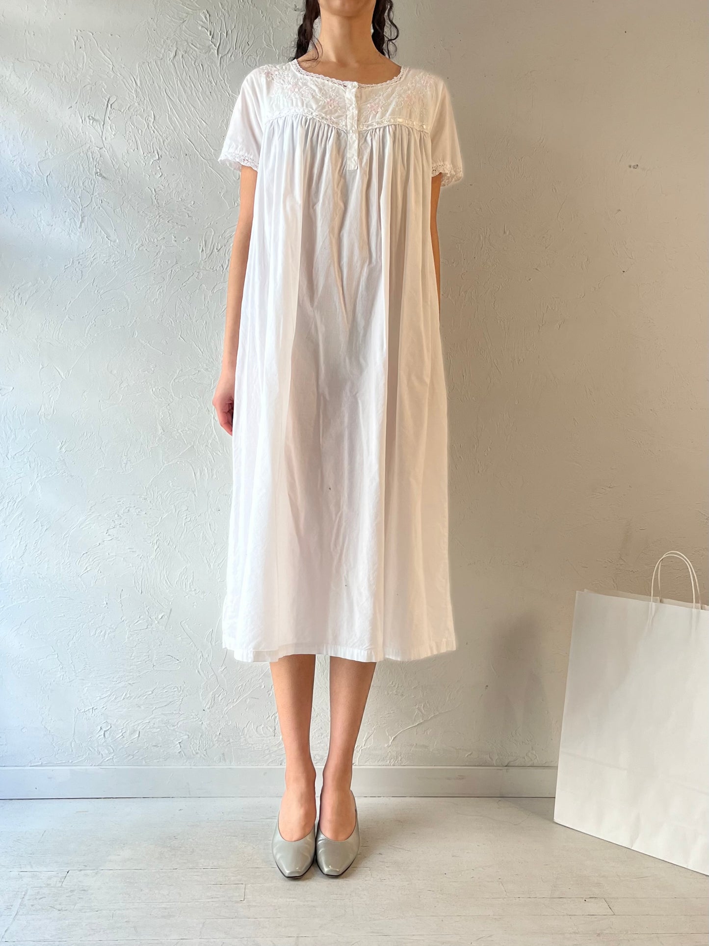 90s ‘Smithsonian Institution’ White Cotton Dress / Medium