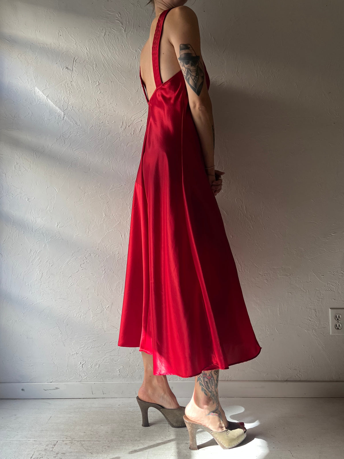 90s 'Intimate Details' Red Silky Romantic Slip Dress / Small