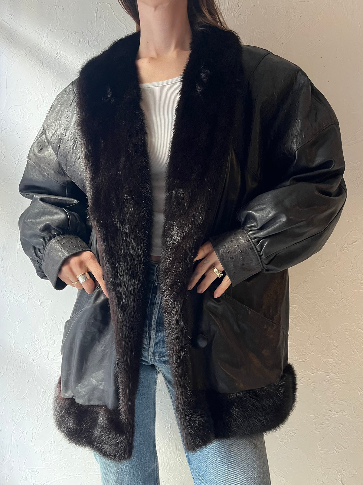 Vintage Black Oversized Winter Leather Jacket / Medium