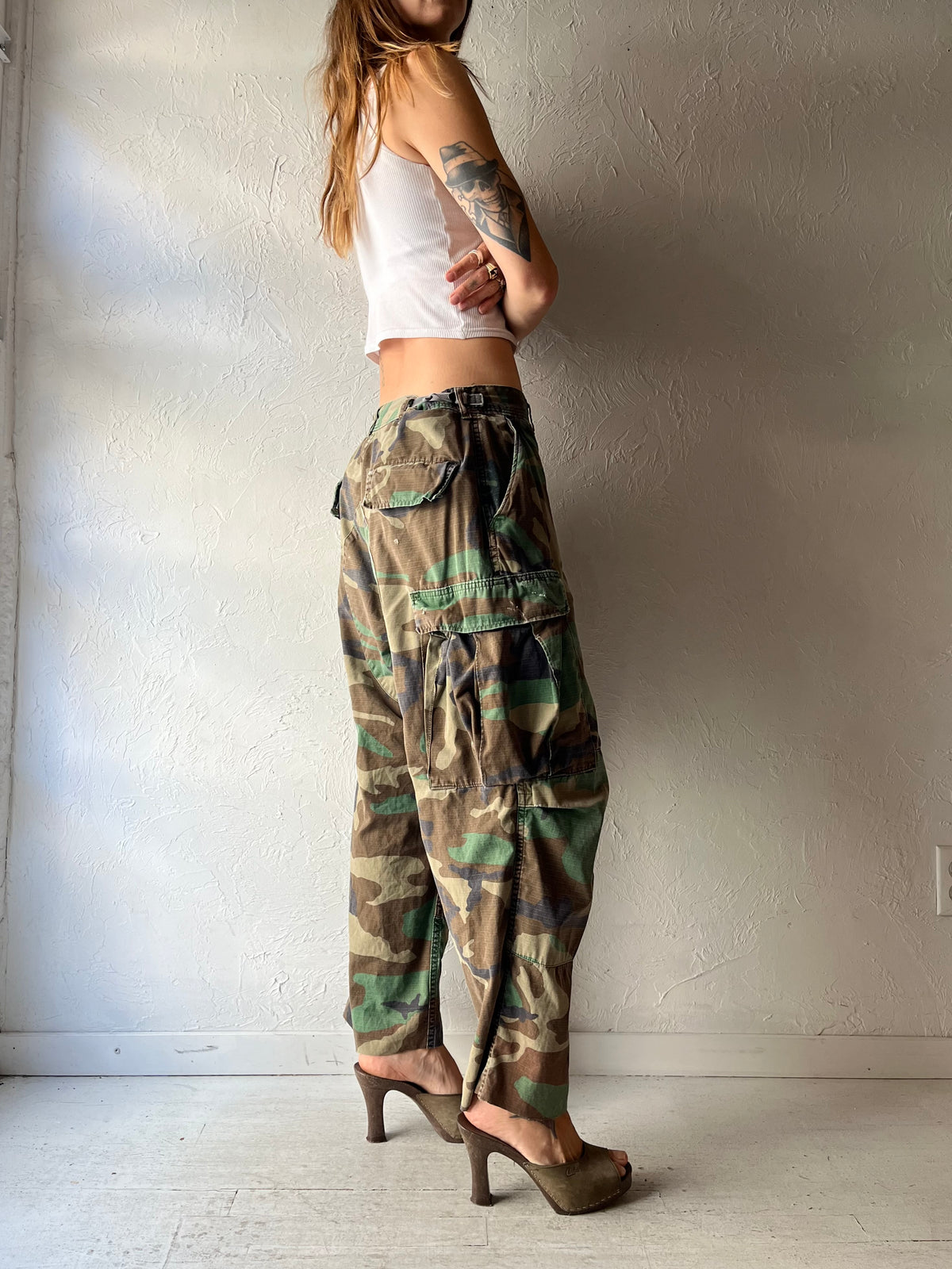 Vintage Authentic Army Camouflage Cut Off Pants / Medium