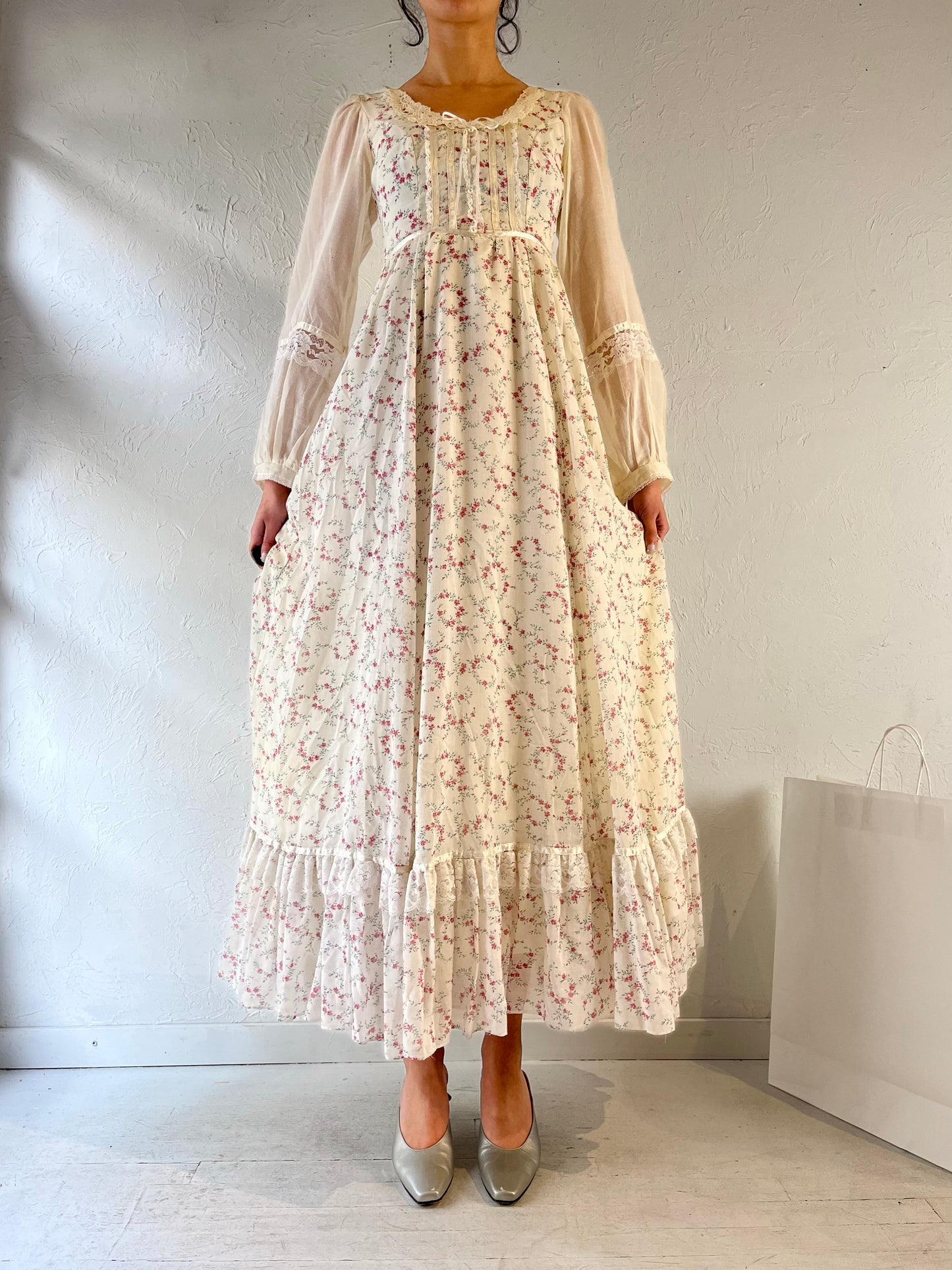 70s ‘Gunne Sax’ Cream Floral Peasant Maxi Dress / Small