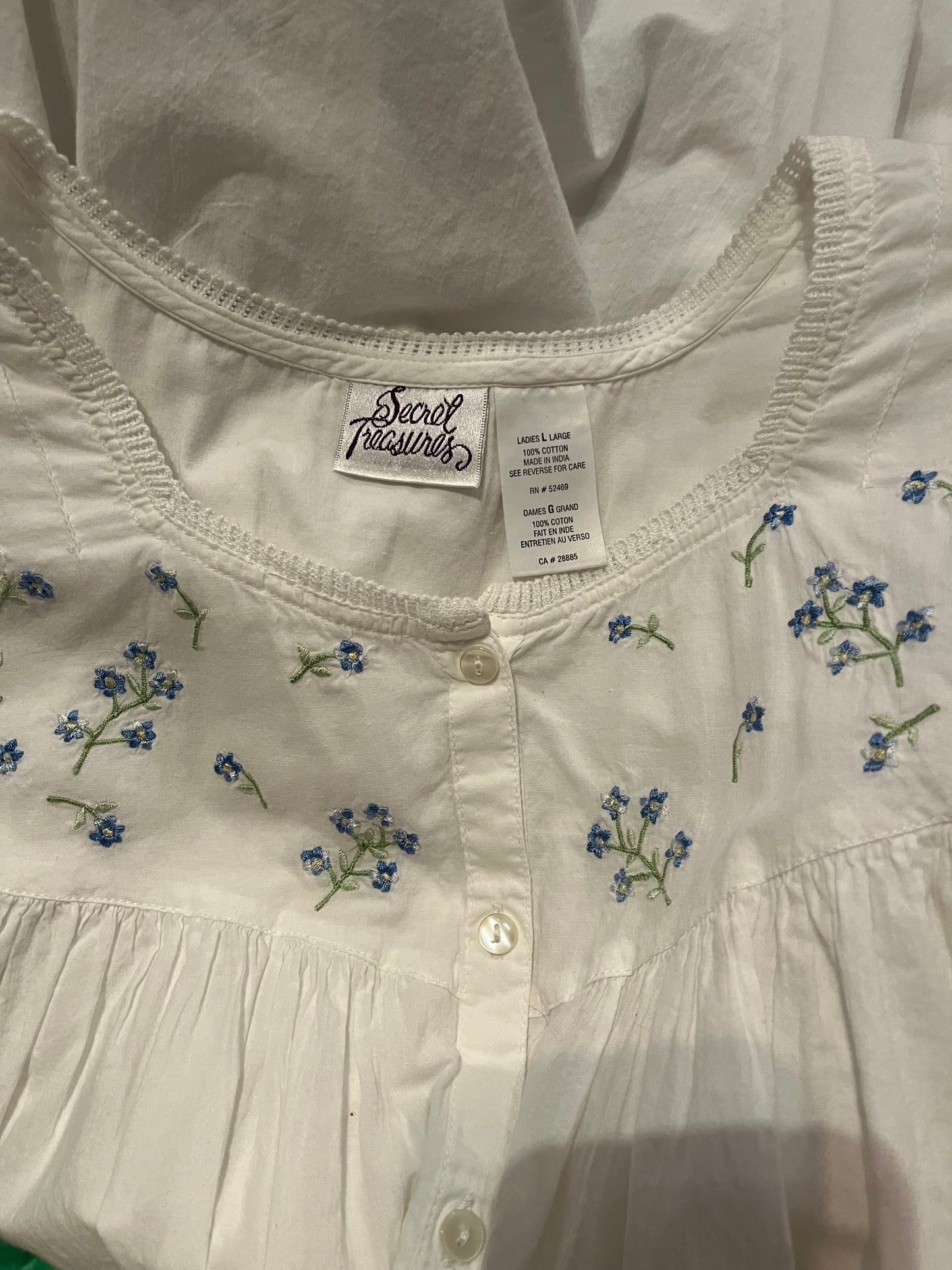 Y2k 'Secret Treasures' White Romanic Summer Nightgown / Vintage 2000s Cottagecore Nighty Dress / Large