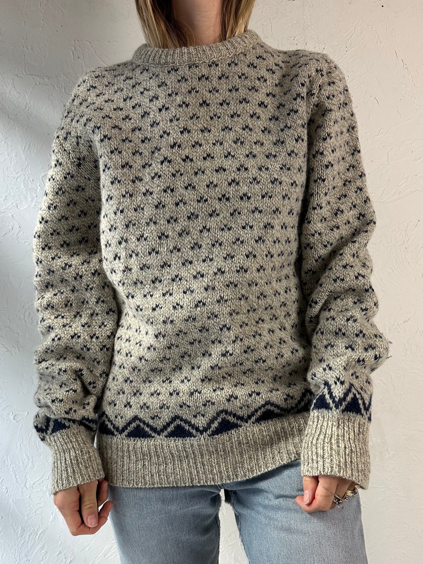90s ‘North Mills’ Gray Wool Crew Neck Sweater / Medium