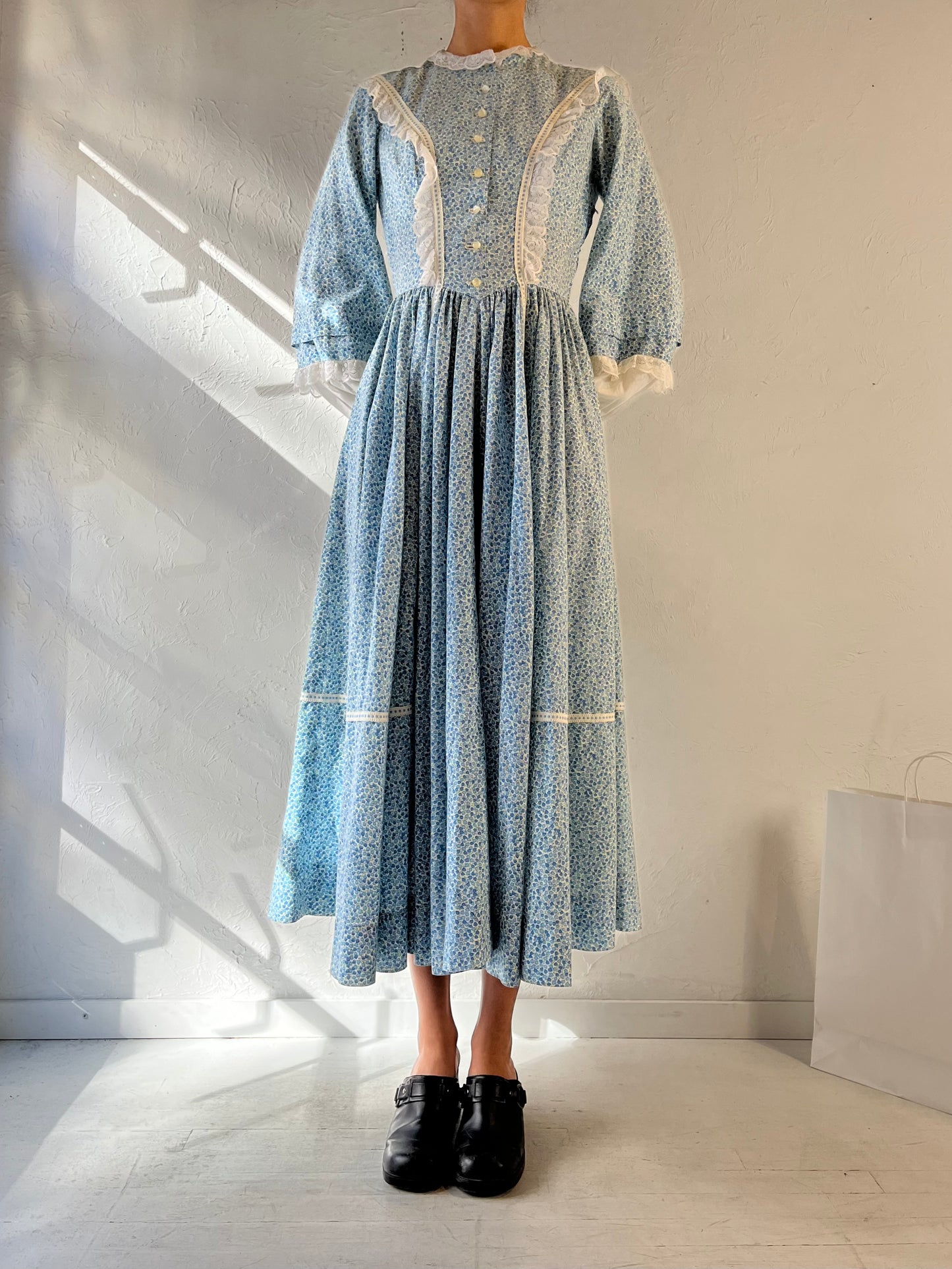 Vintage Handmade Blue Floral Peasant Dress / Small